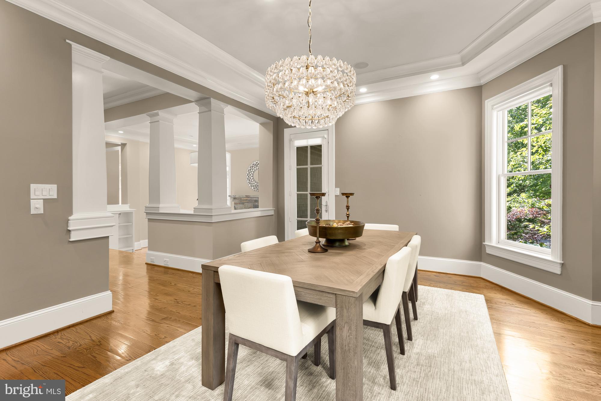 BRADLEY HILLS GROVE - Residential