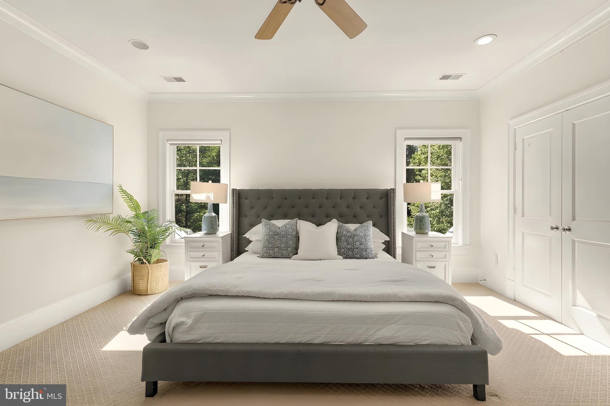 BRADLEY HILLS GROVE - Residential