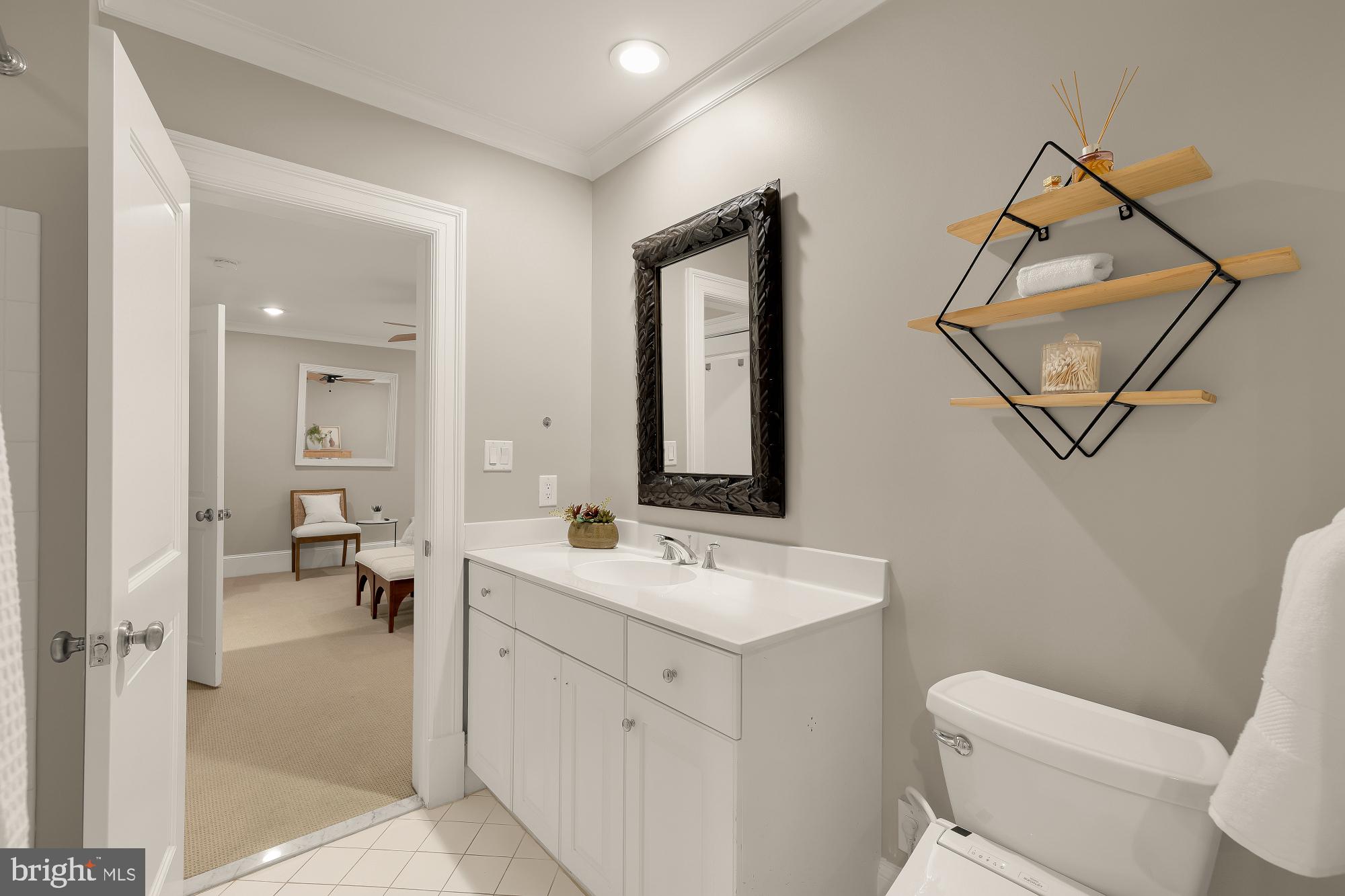 BRADLEY HILLS GROVE - Residential