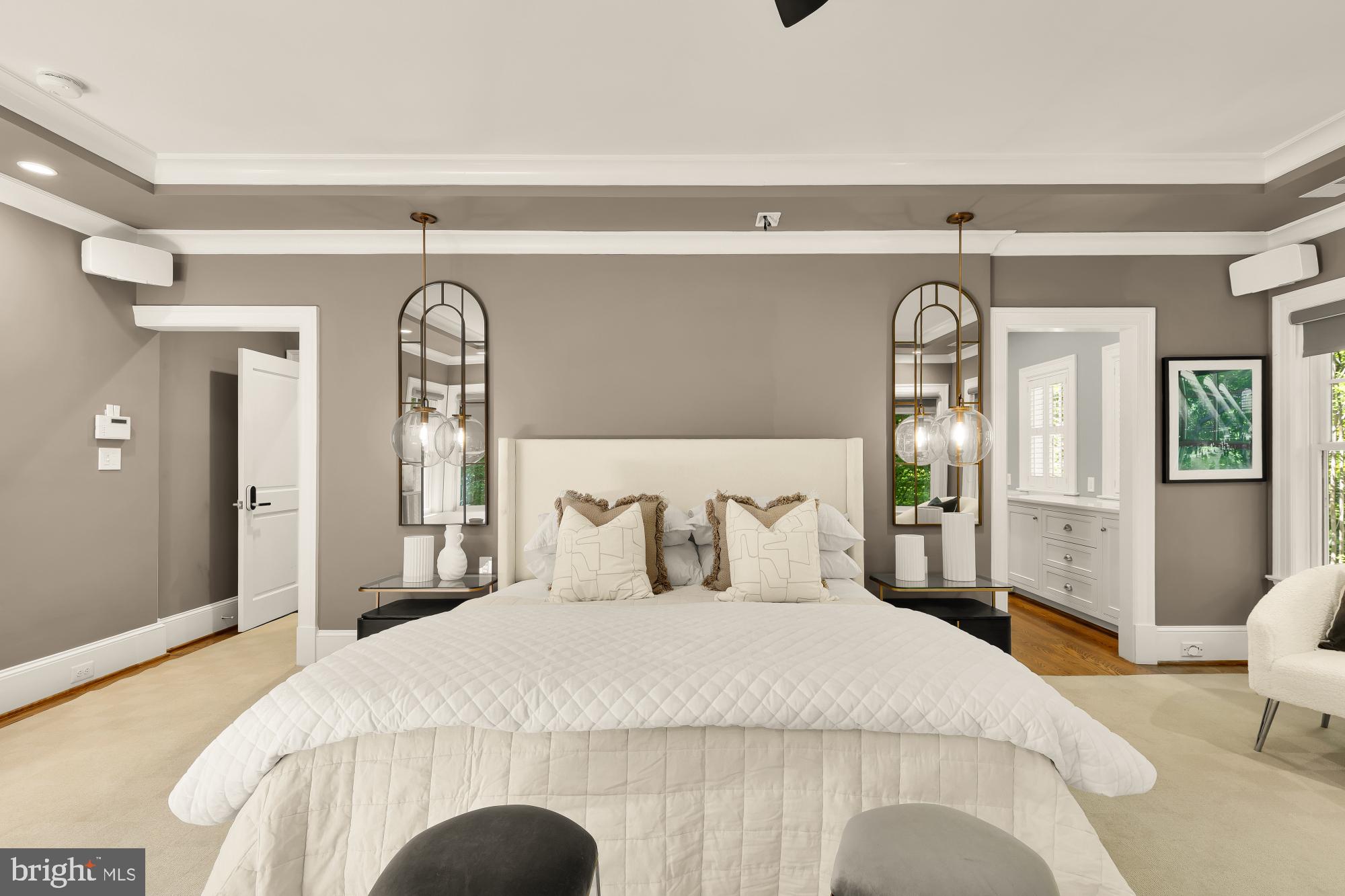 BRADLEY HILLS GROVE - Residential