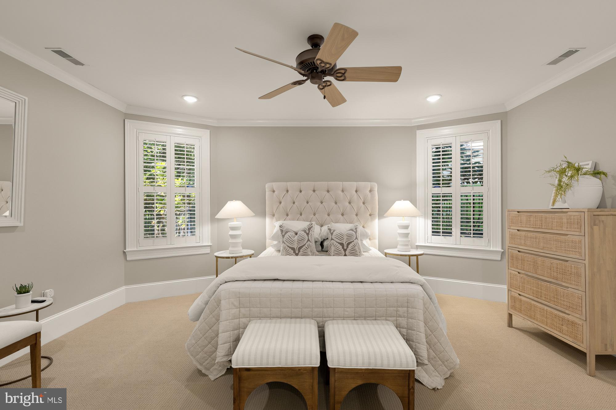 BRADLEY HILLS GROVE - Residential