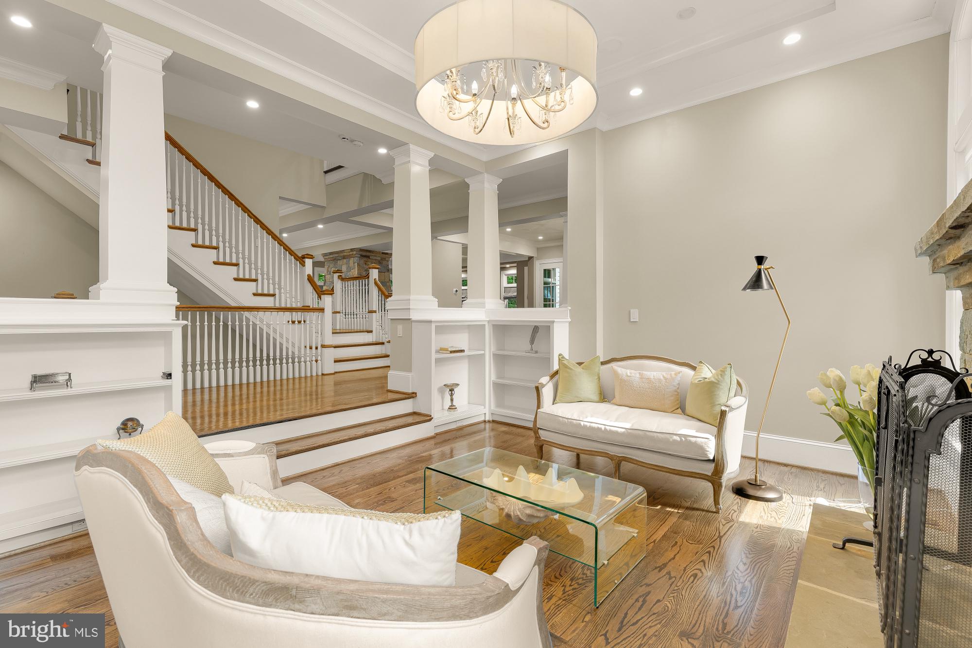 BRADLEY HILLS GROVE - Residential