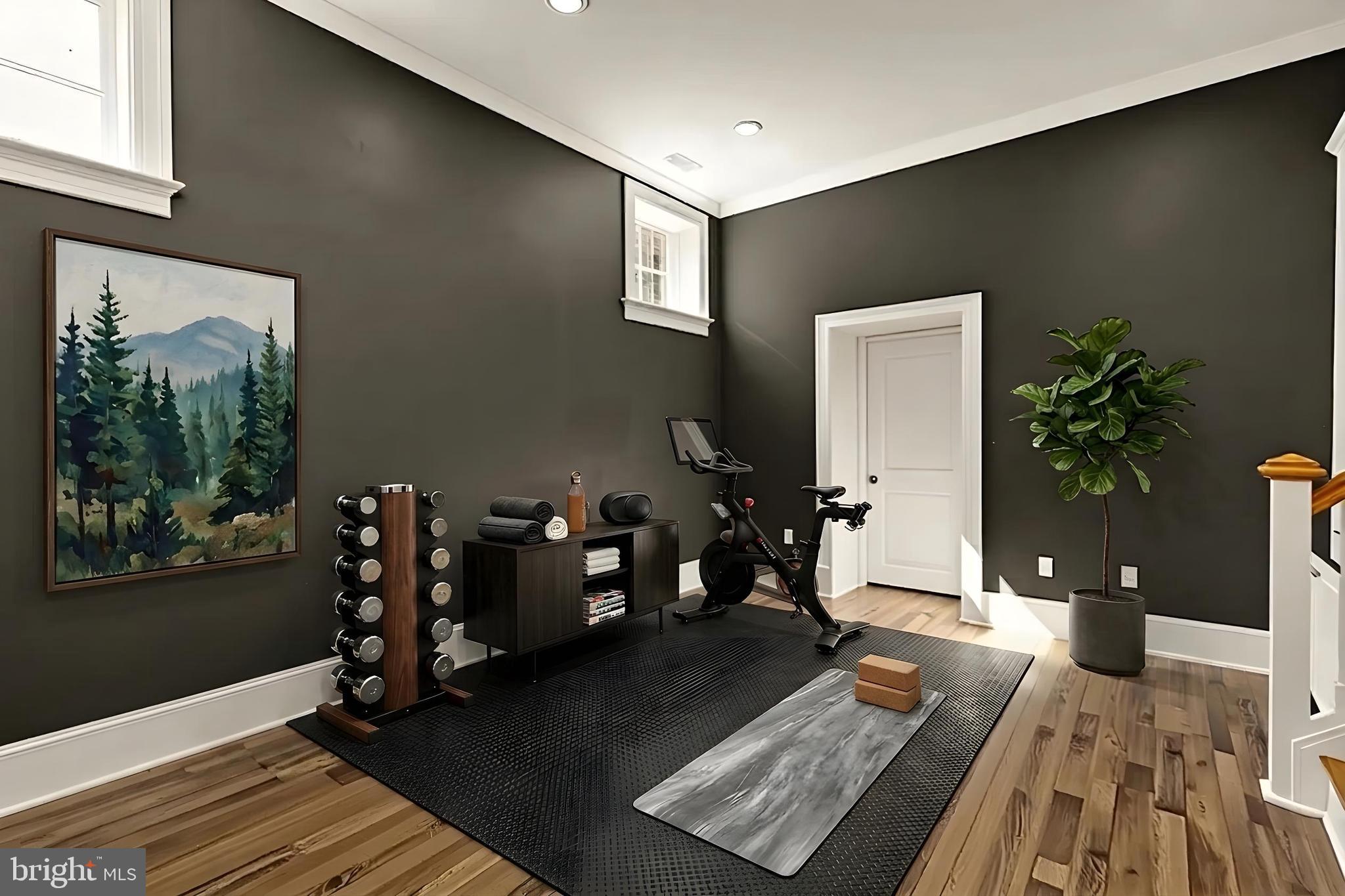 BRADLEY HILLS GROVE - Residential