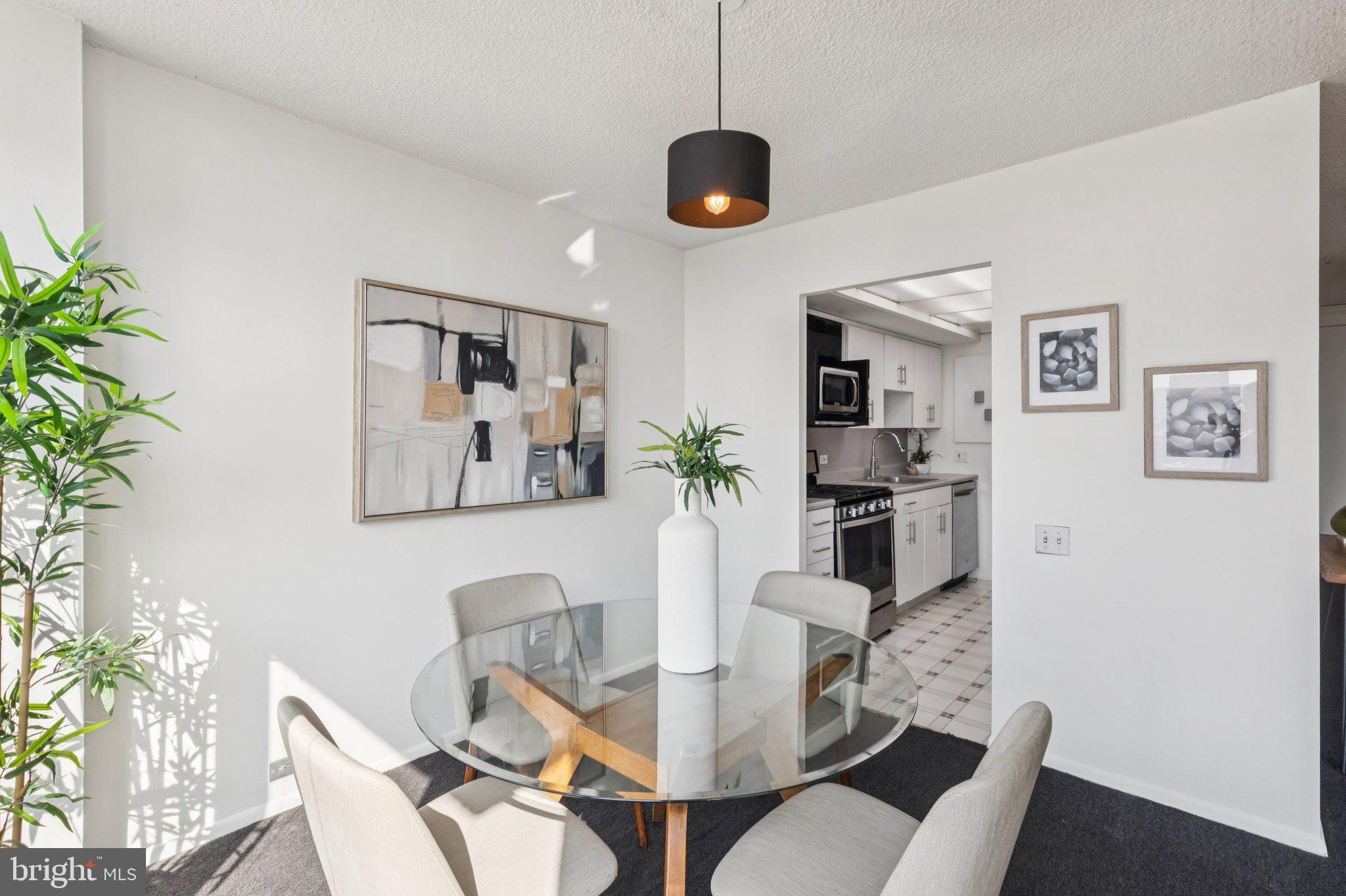 WASHINGTON SQ WEST - Residential