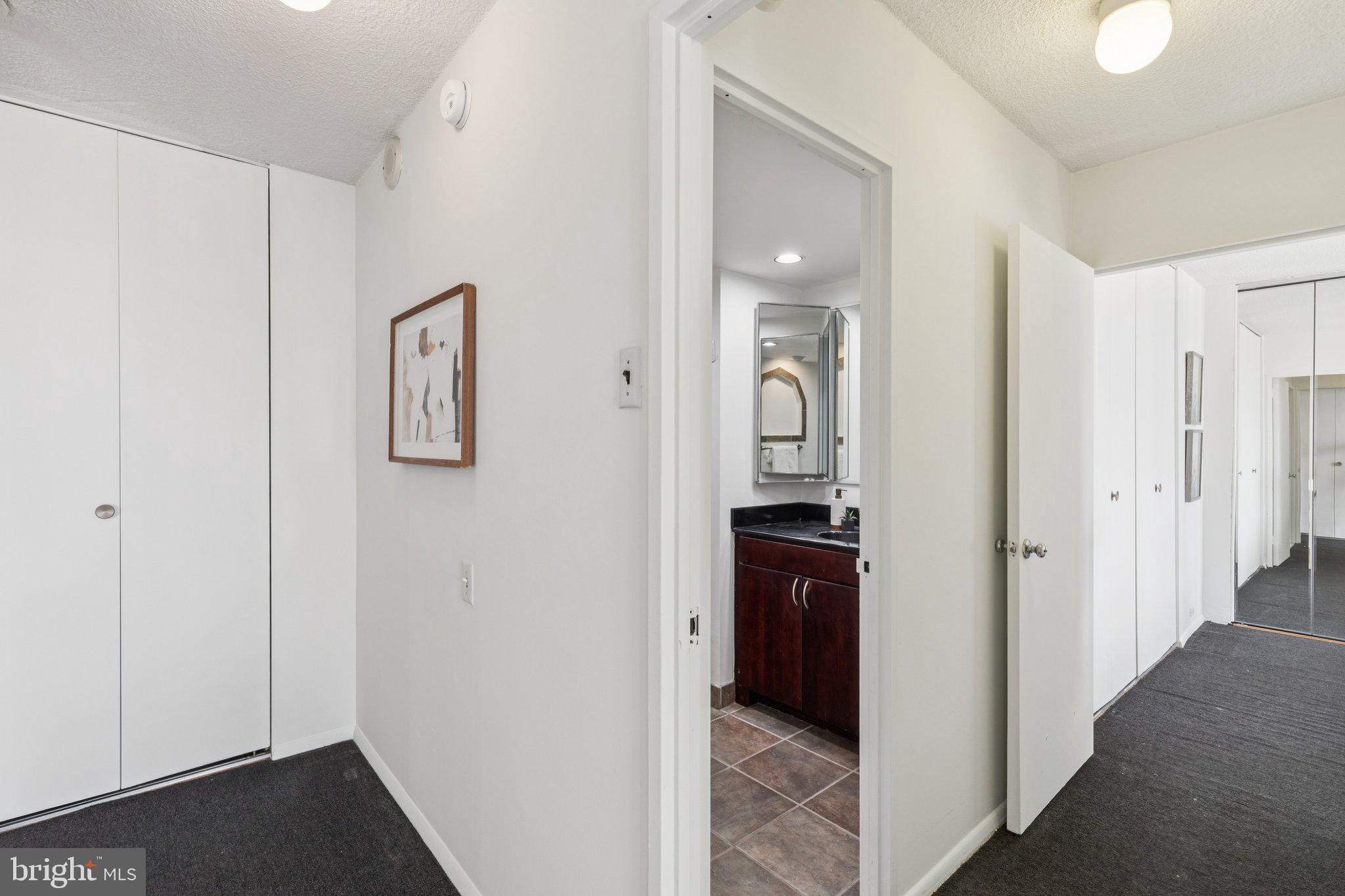 WASHINGTON SQ WEST - Residential