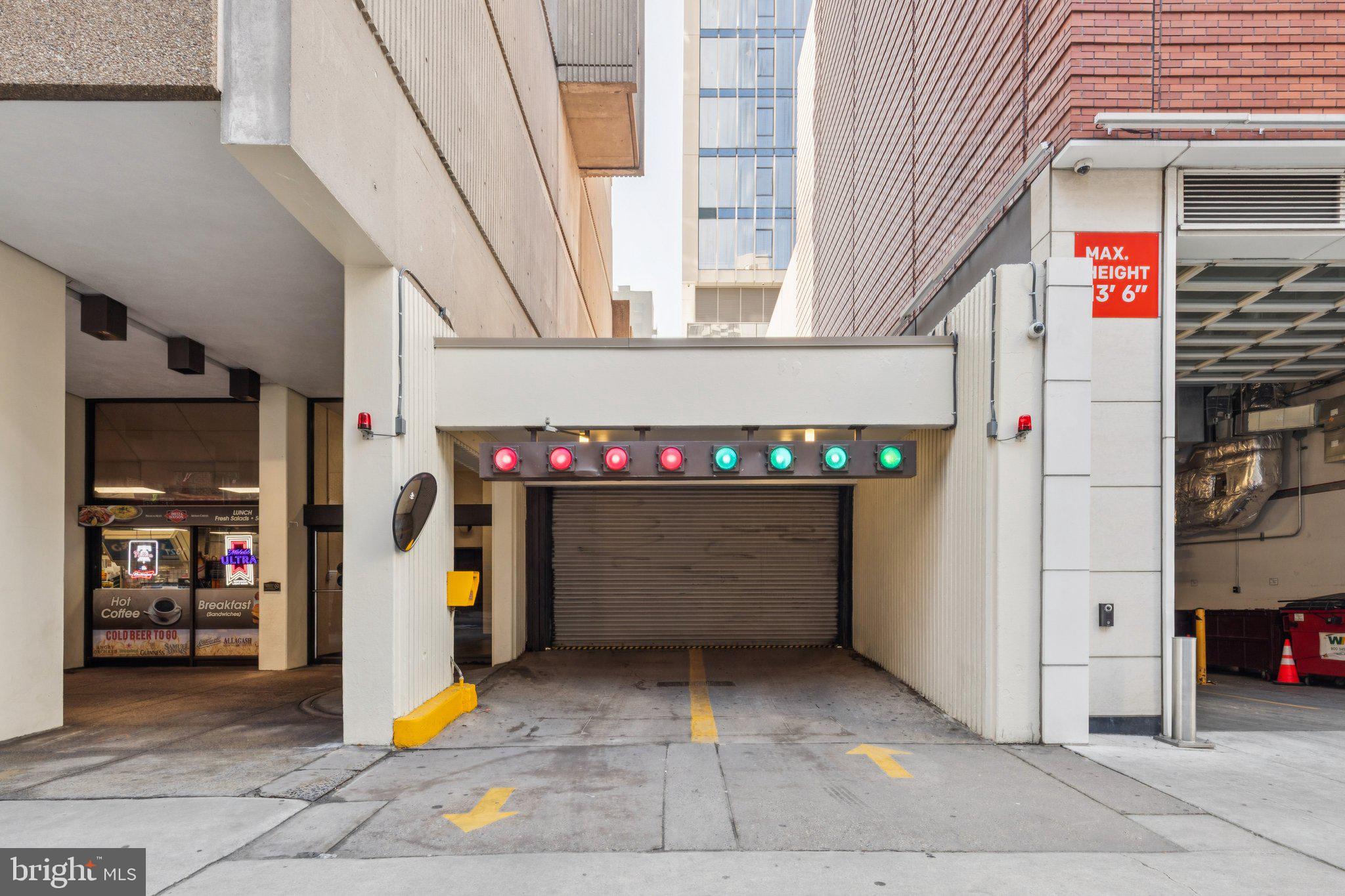 WASHINGTON SQ WEST - Residential