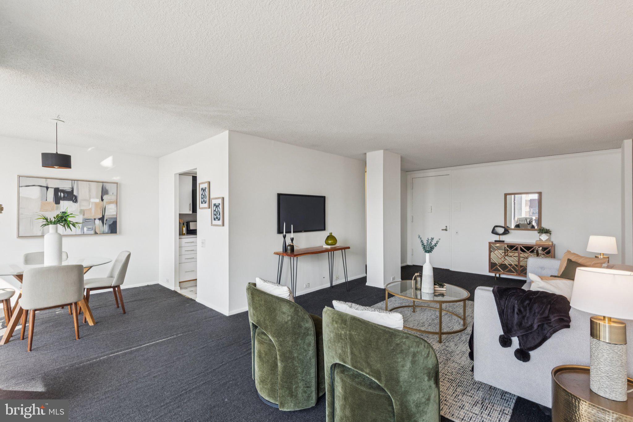 WASHINGTON SQ WEST - Residential