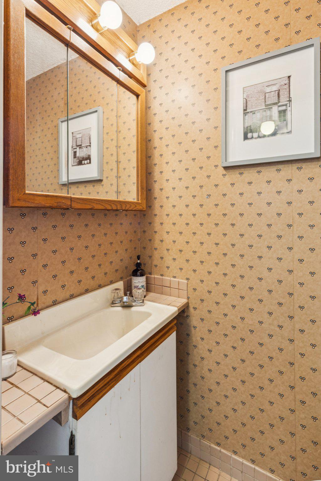 WASHINGTON SQ WEST - Residential