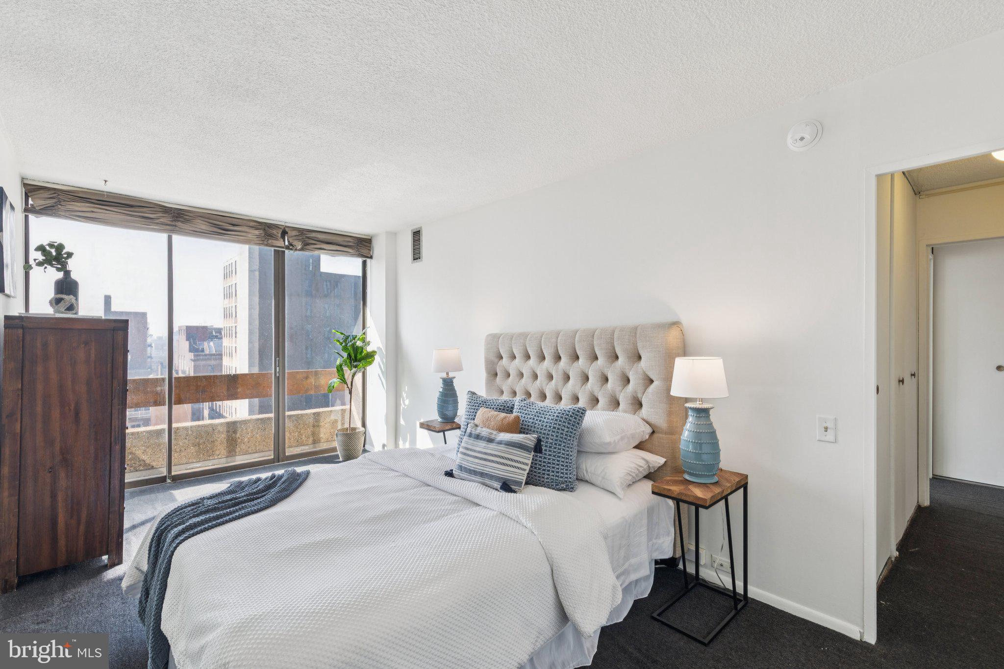 WASHINGTON SQ WEST - Residential