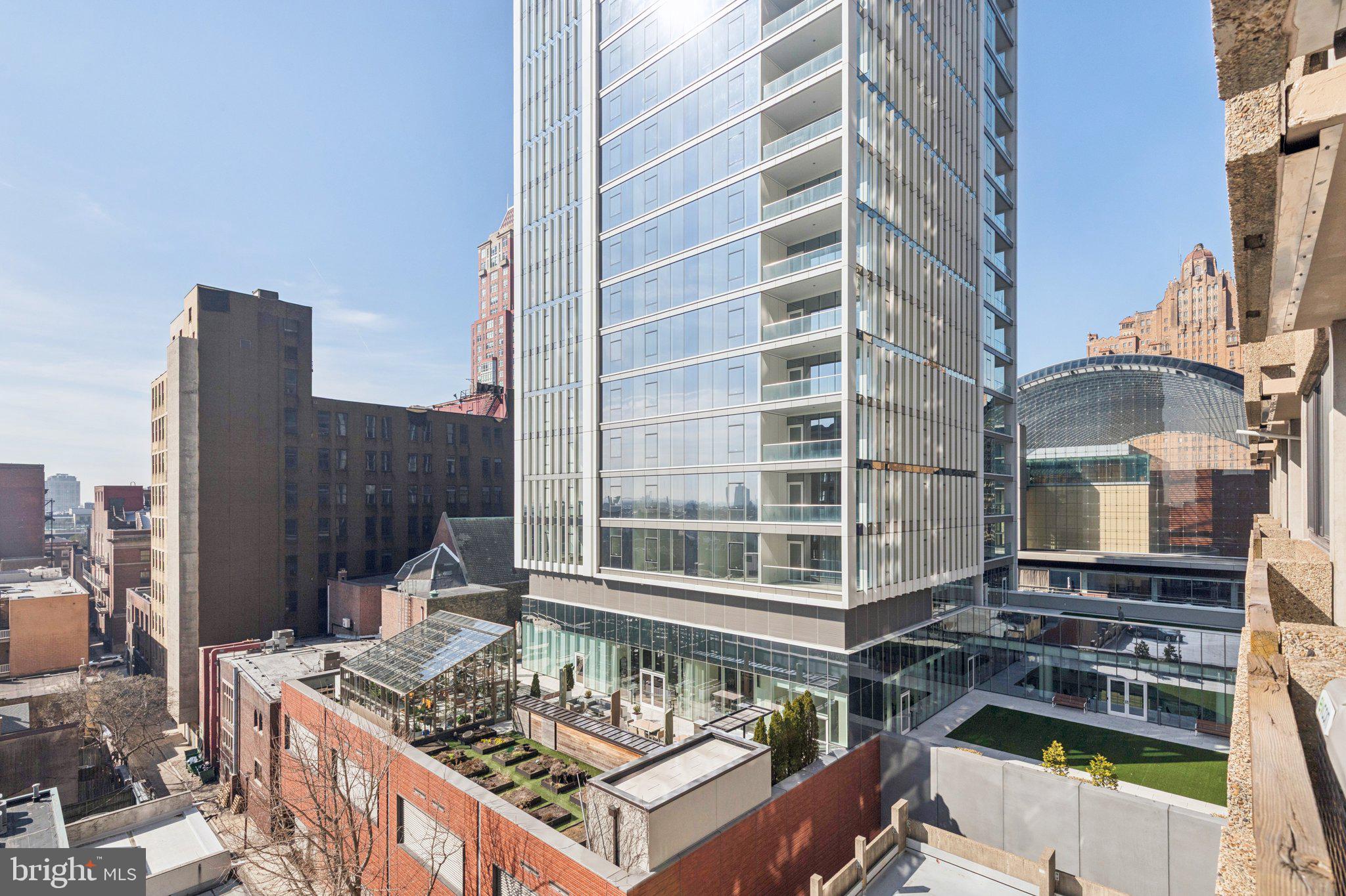 WASHINGTON SQ WEST - Residential