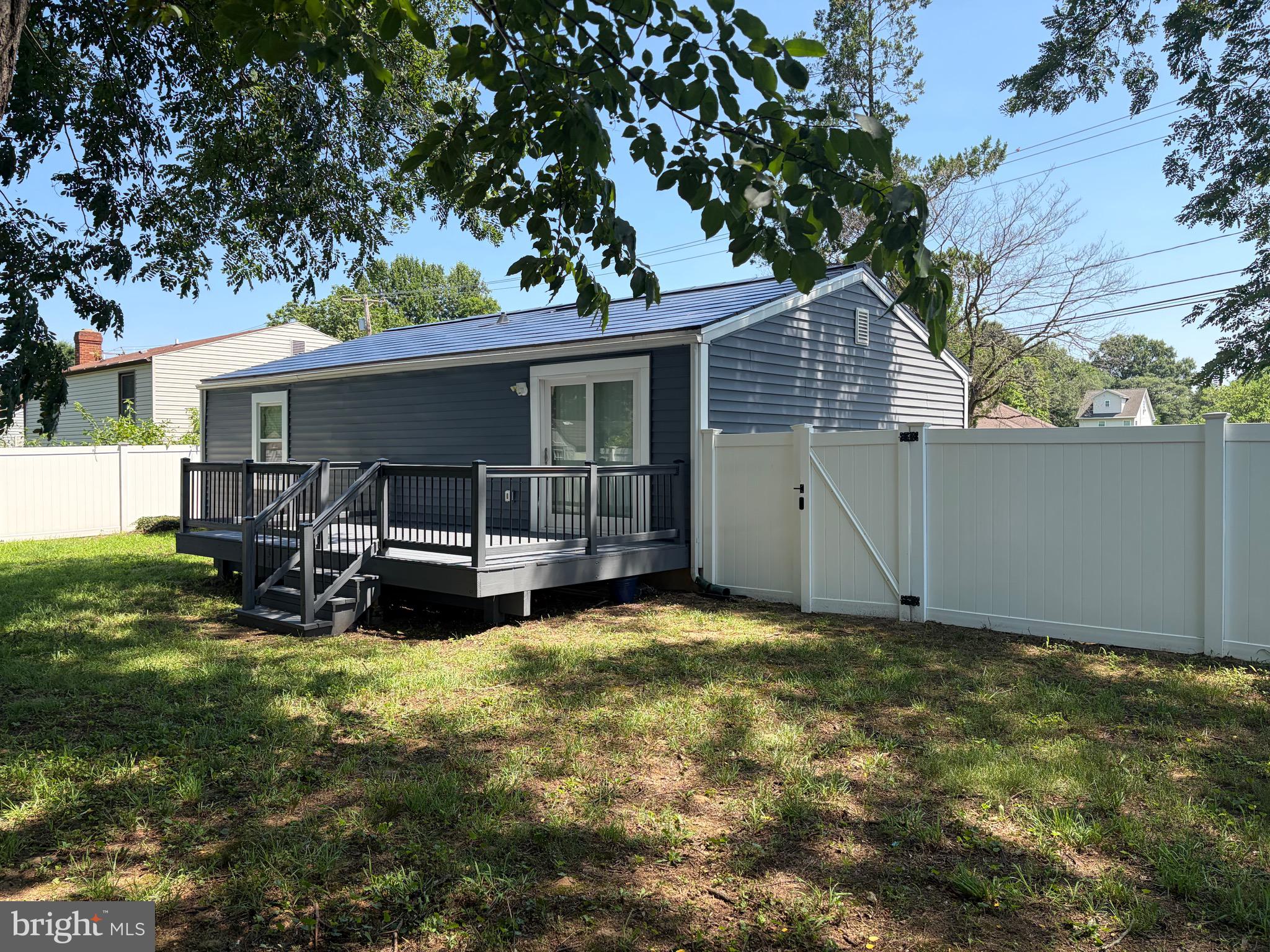 7670 SPENCER ROAD