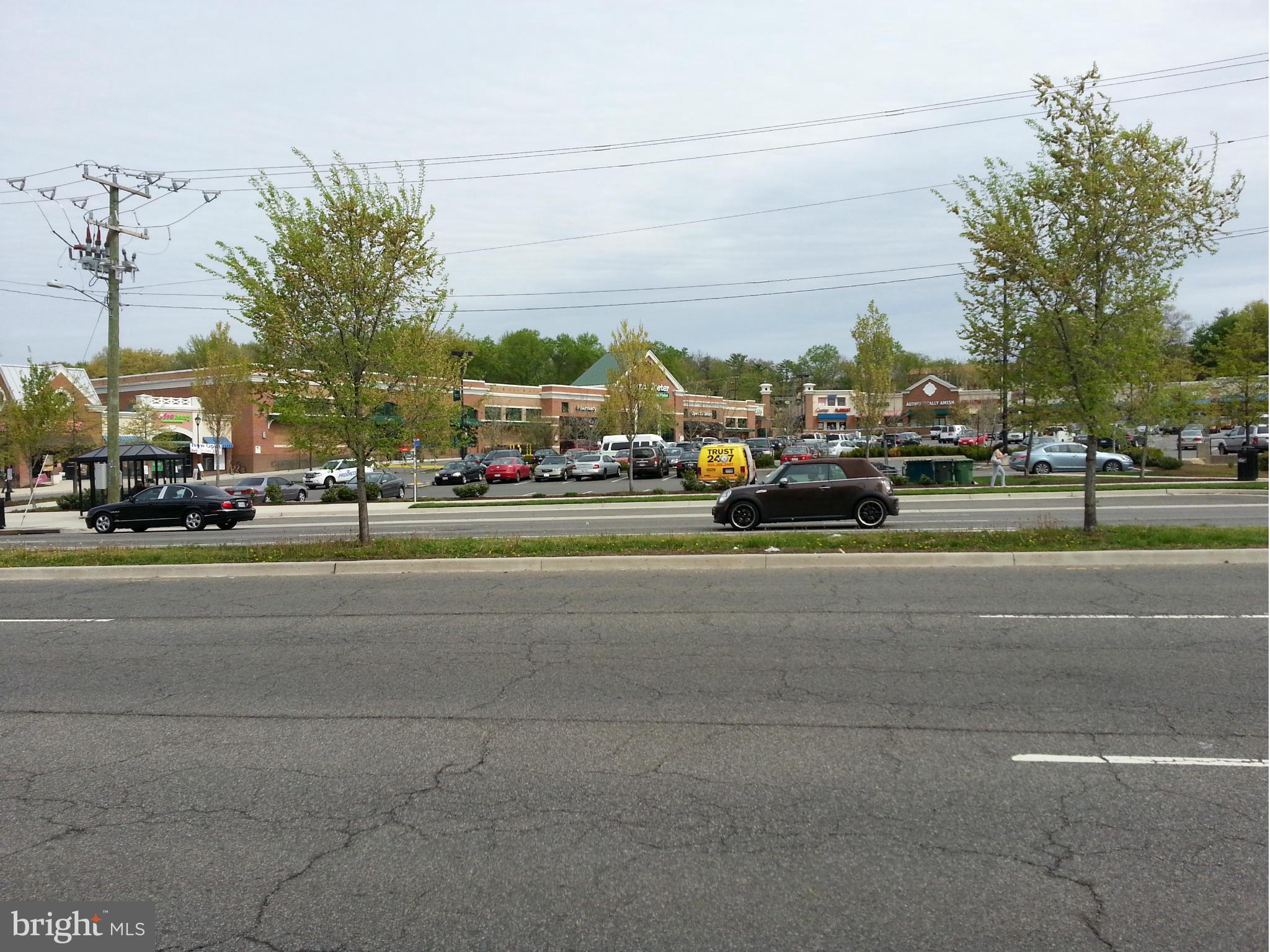 FORTY SIX HUNDRED - Residential