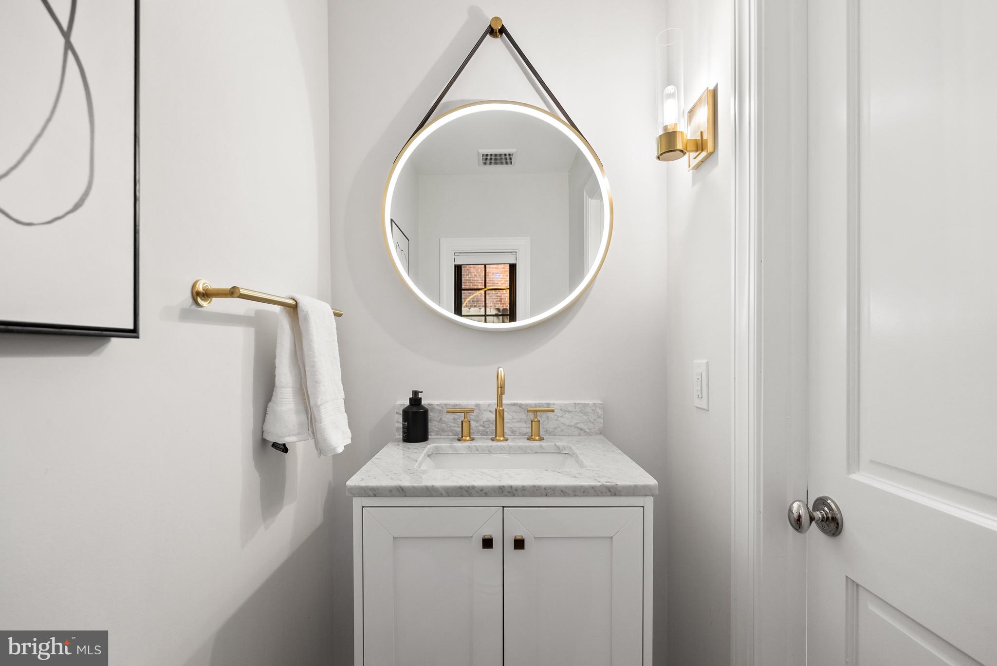 WOODLEY PARK - Residential