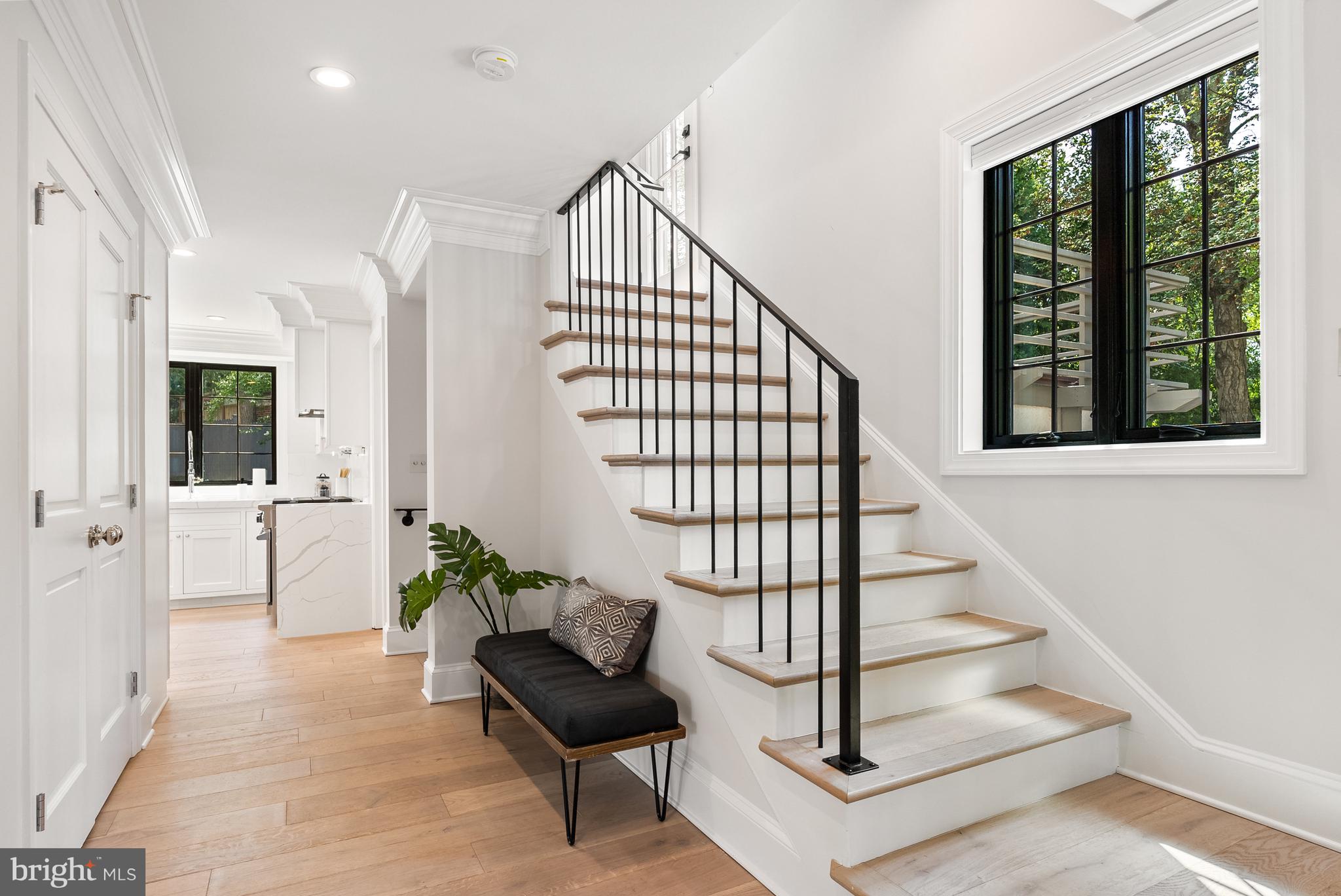 WOODLEY PARK - Residential