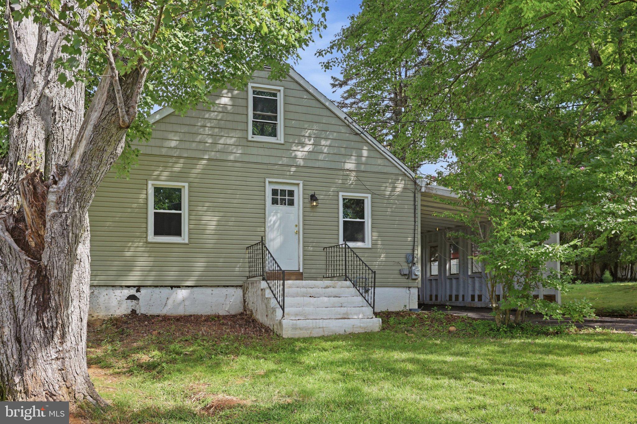 48 POLAND STREET