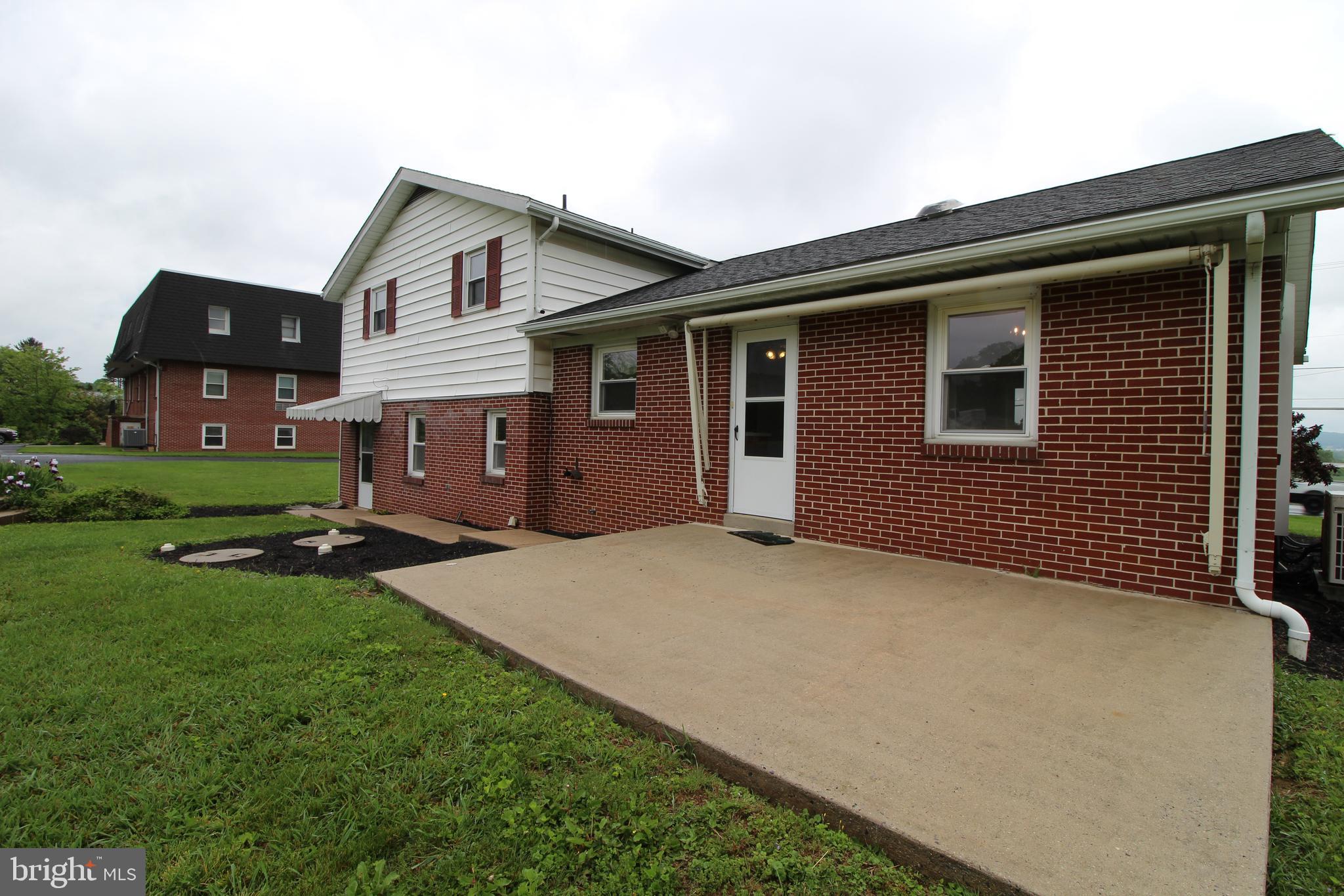 CAERNARVON TWP - Residential Lease