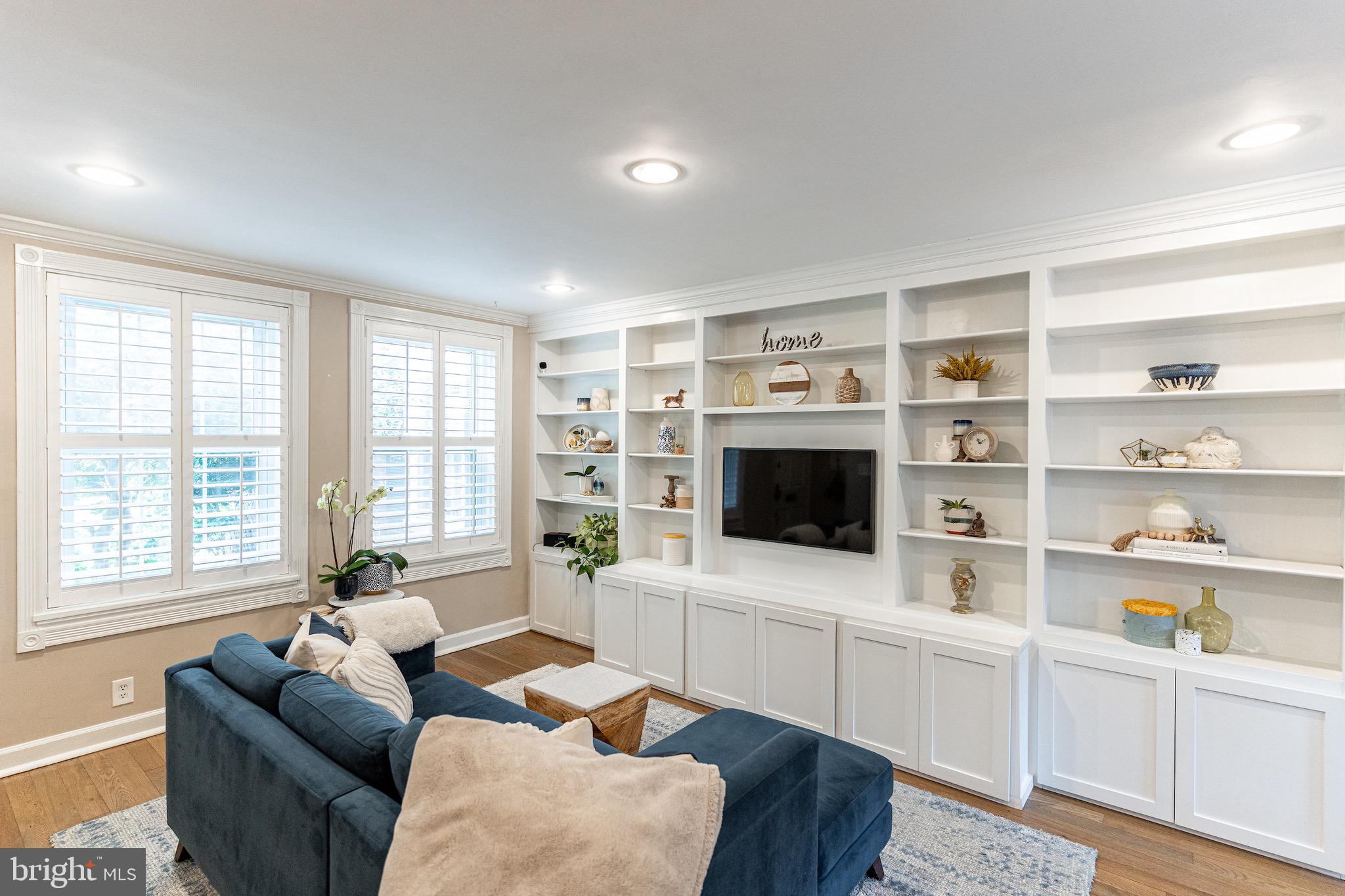 FAIRLINGTON ARBORS - Residential