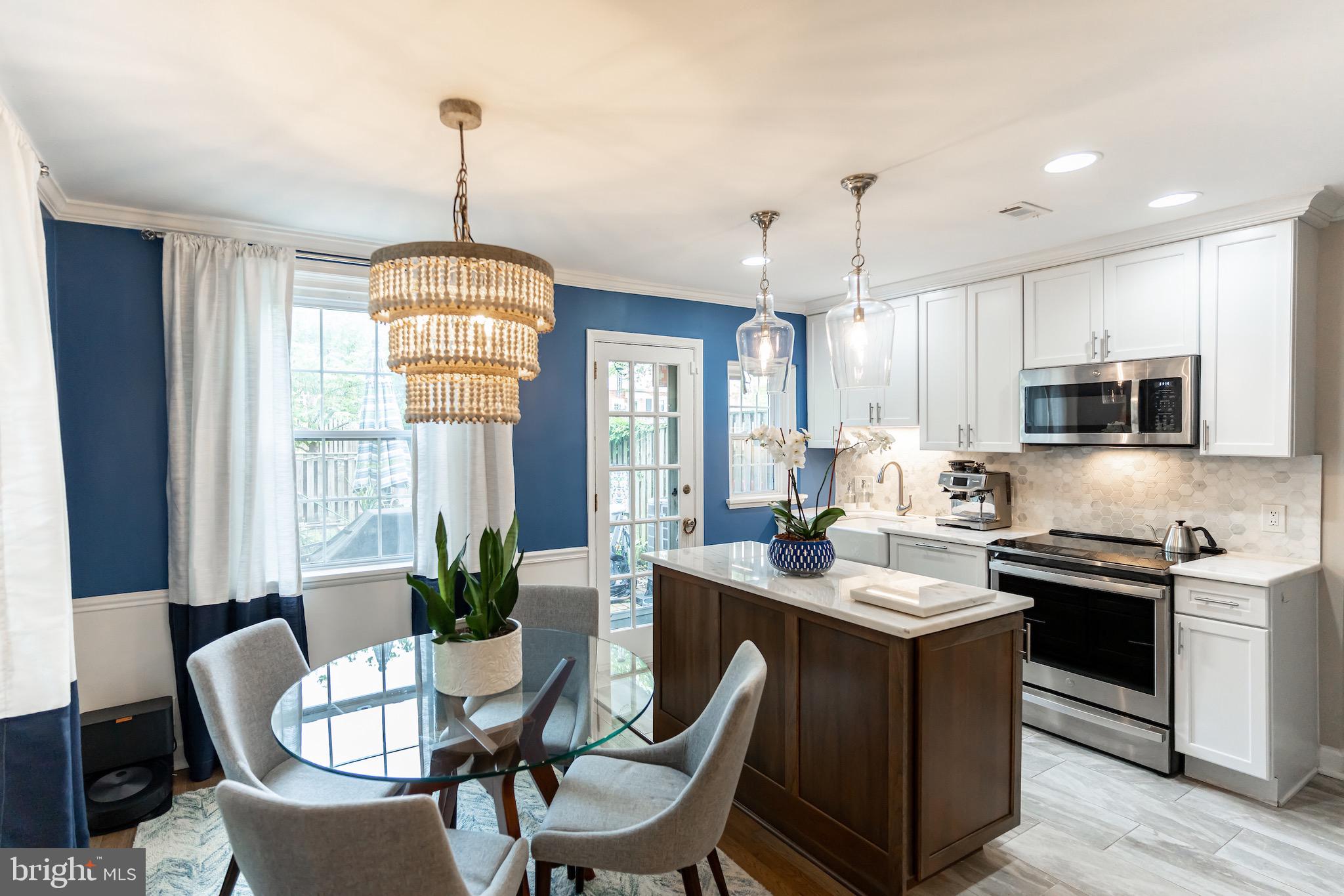 FAIRLINGTON ARBORS - Residential