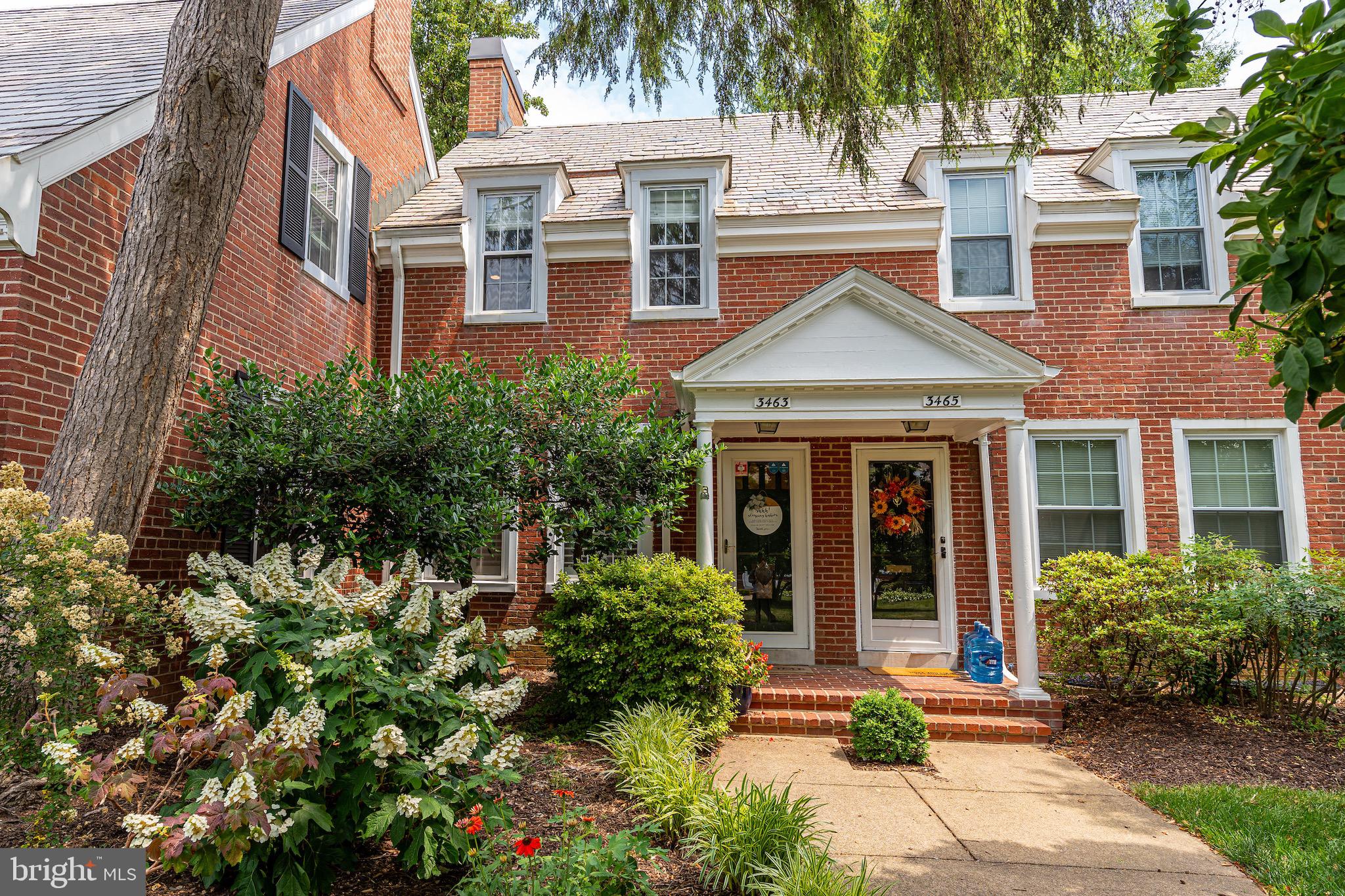 FAIRLINGTON ARBORS - Residential