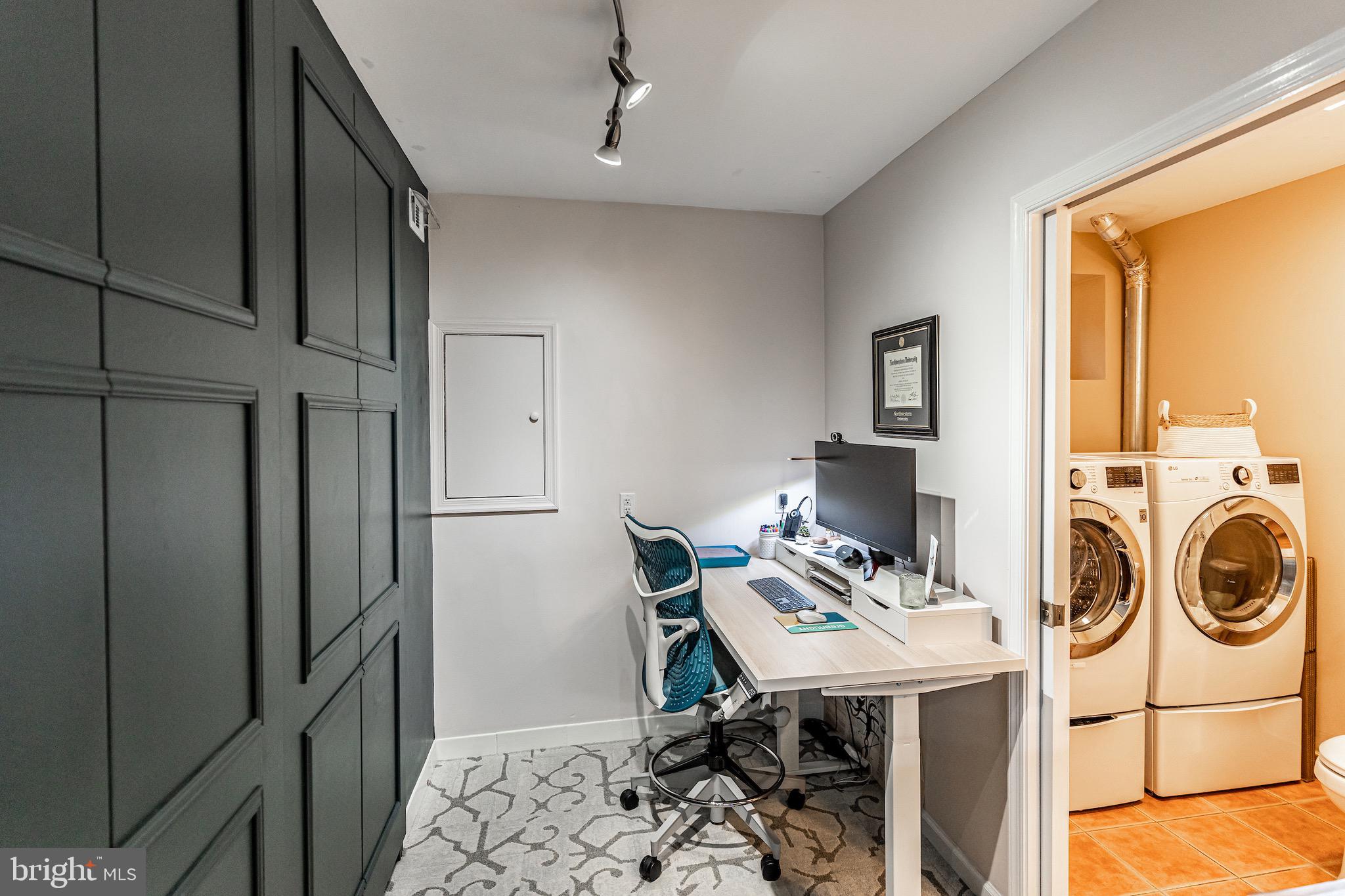 FAIRLINGTON ARBORS - Residential