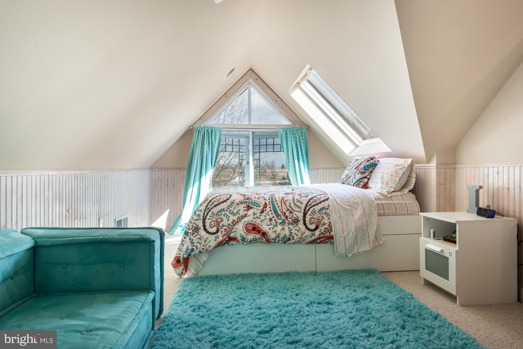 MURRAY HILL - Residential