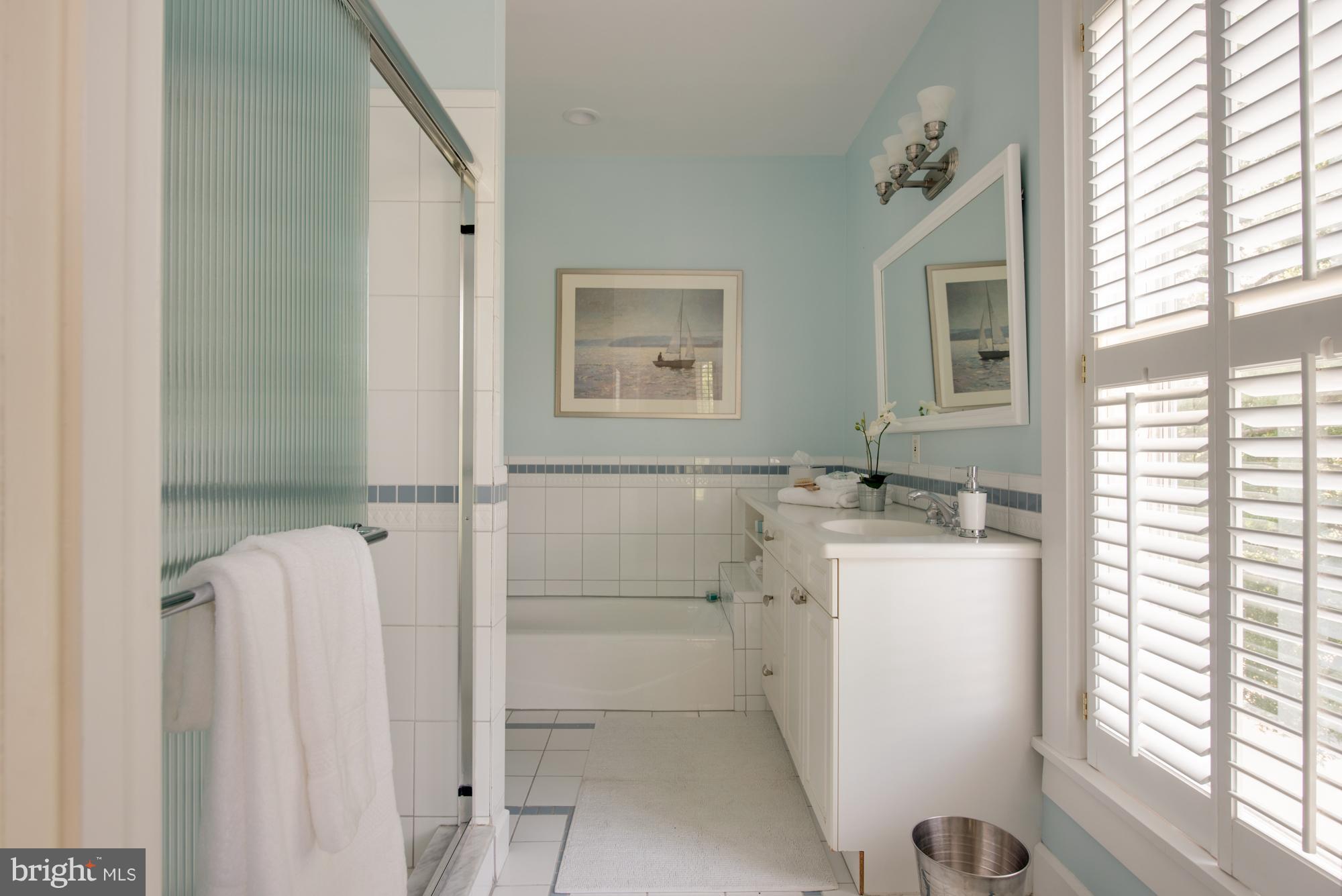 MURRAY HILL - Residential