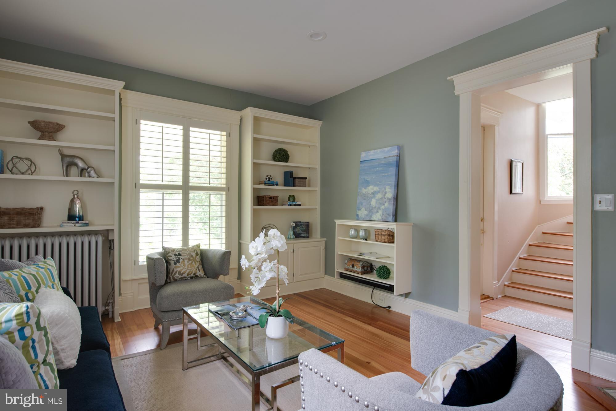 MURRAY HILL - Residential