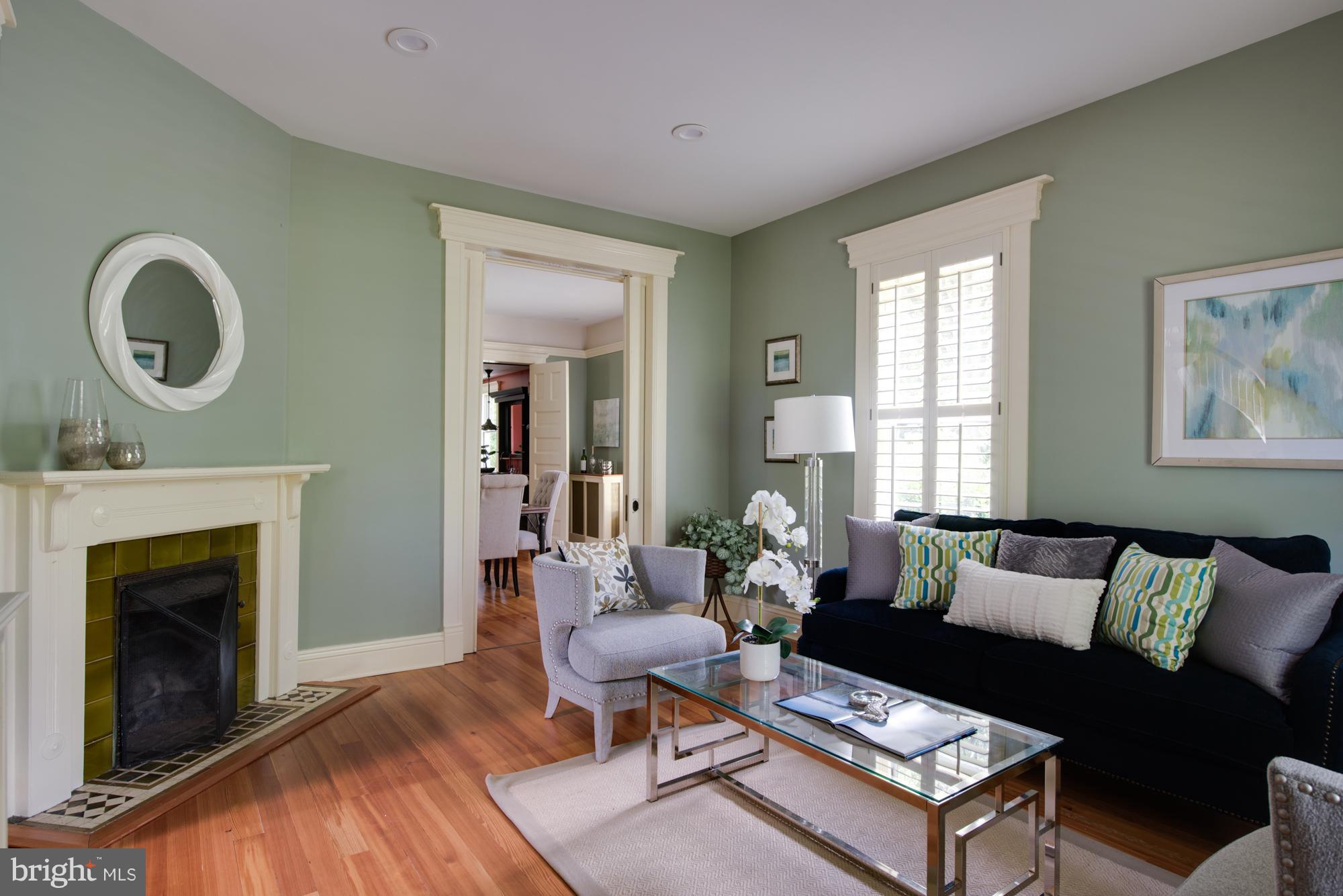 MURRAY HILL - Residential