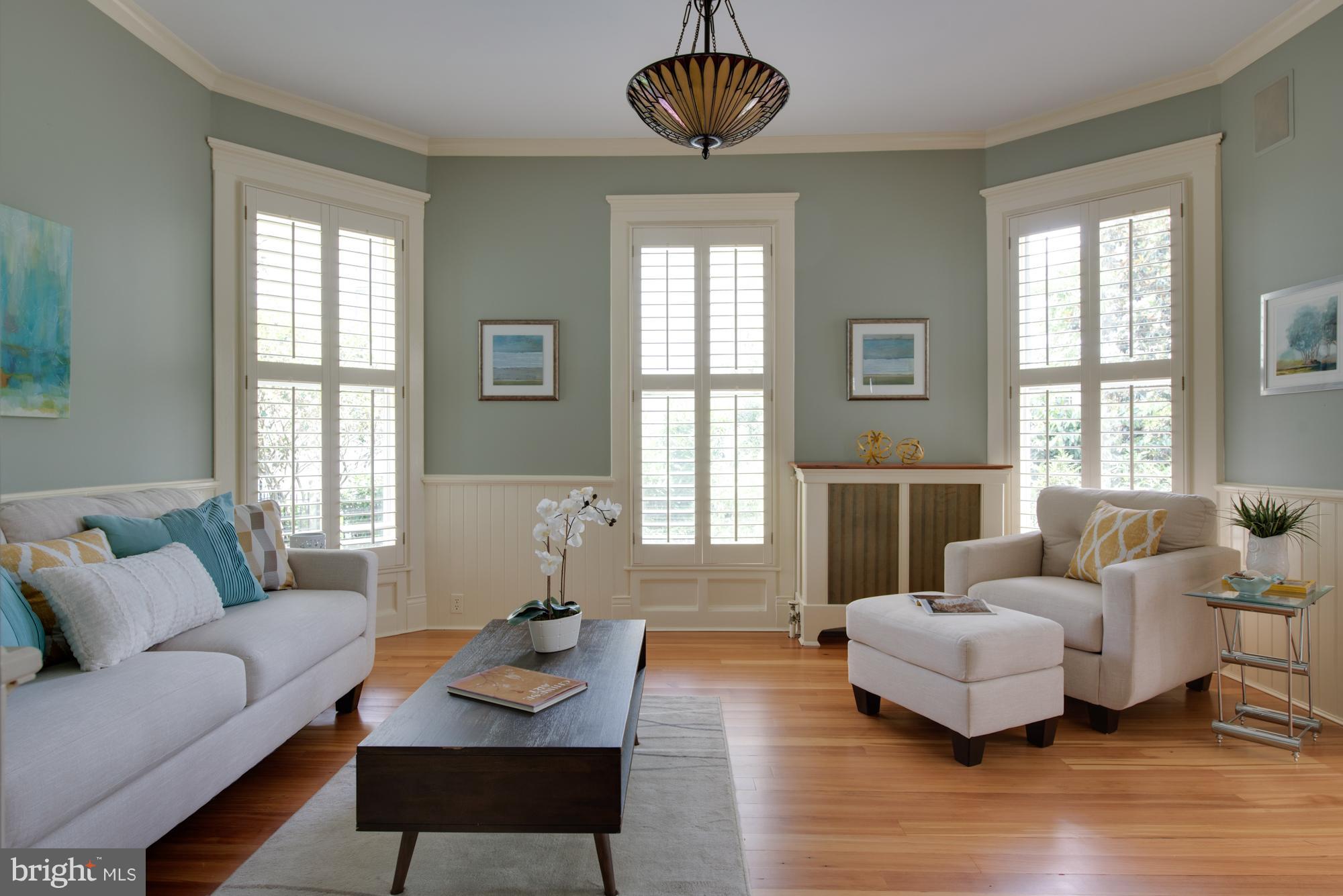 MURRAY HILL - Residential