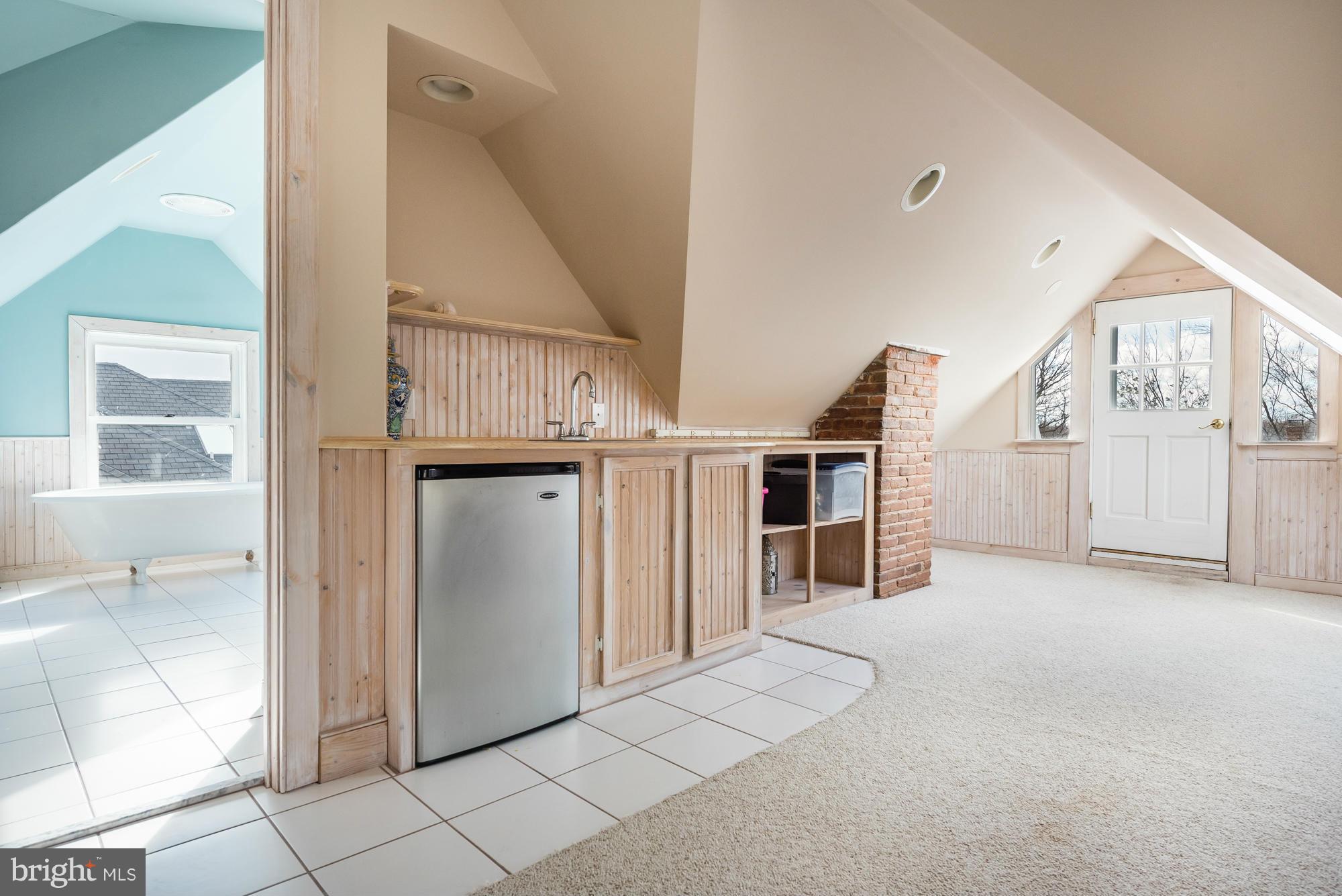 MURRAY HILL - Residential