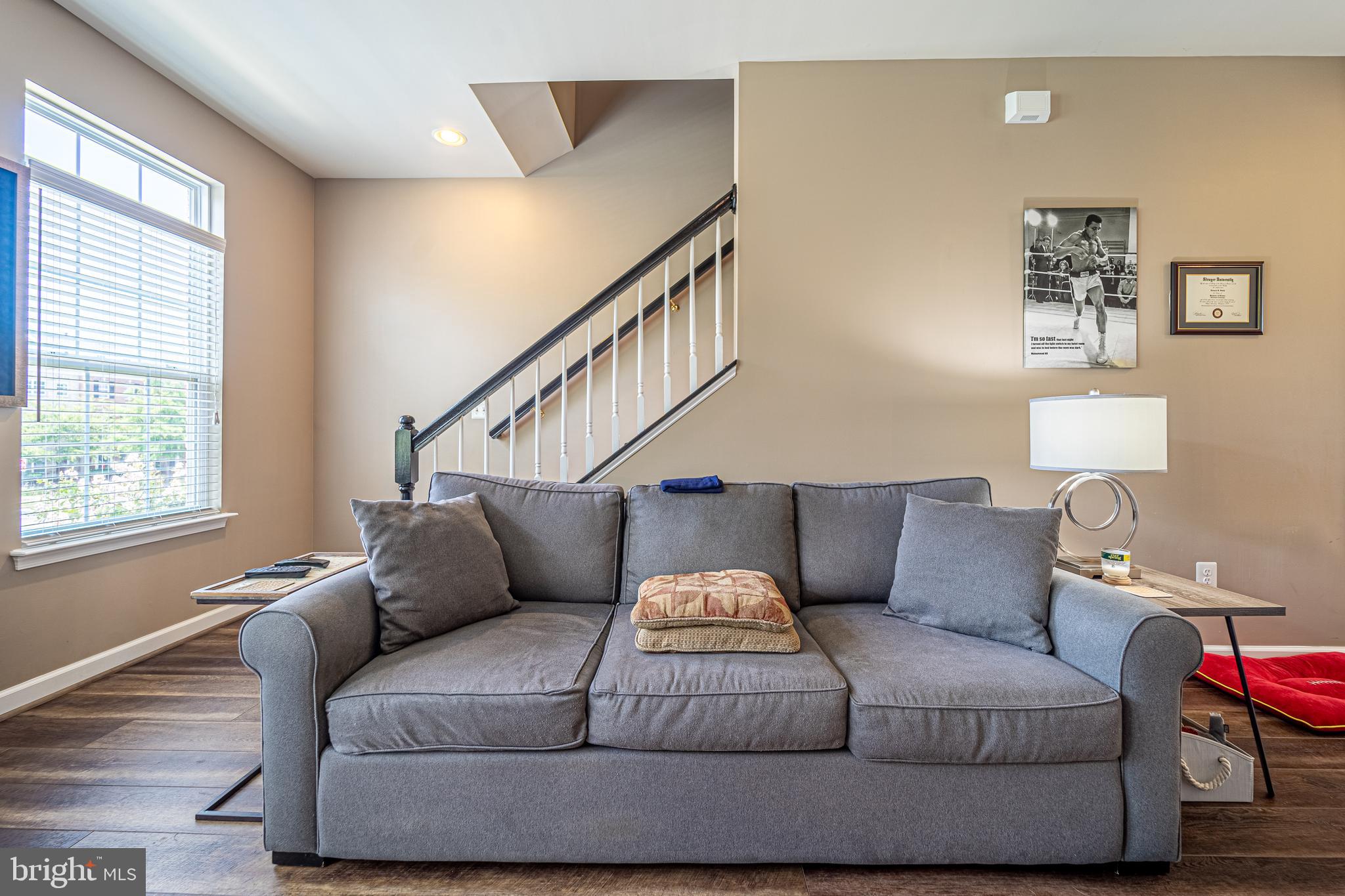 VICTORY PROMENADE - Residential Lease