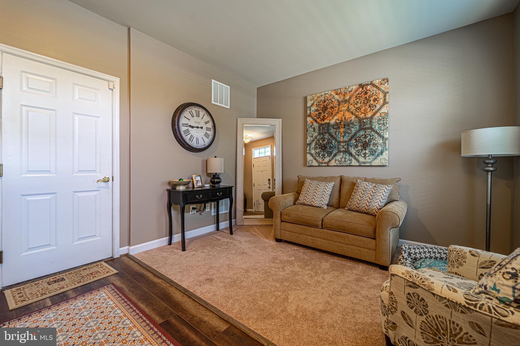 VICTORY PROMENADE - Residential Lease