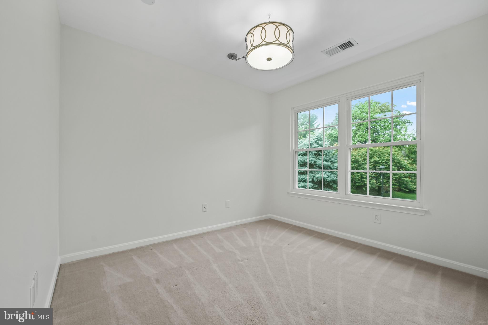 SPRING LAKE ESTATES WEST - Residential