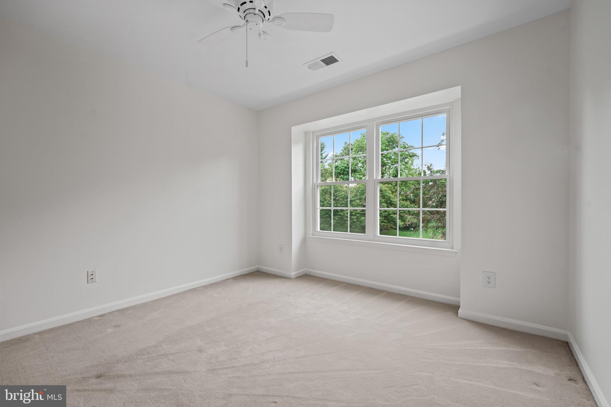 SPRING LAKE ESTATES WEST - Residential