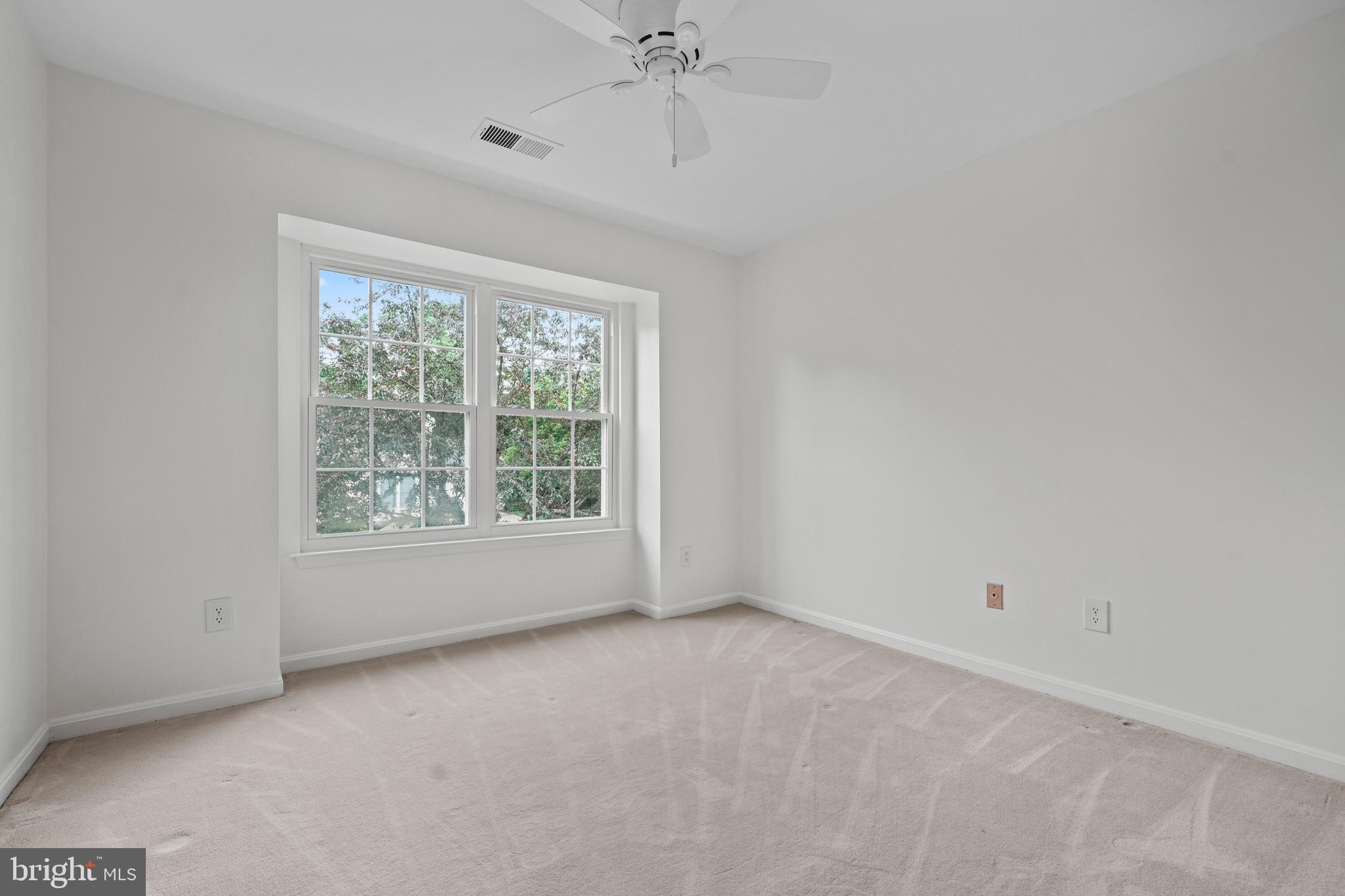 SPRING LAKE ESTATES WEST - Residential