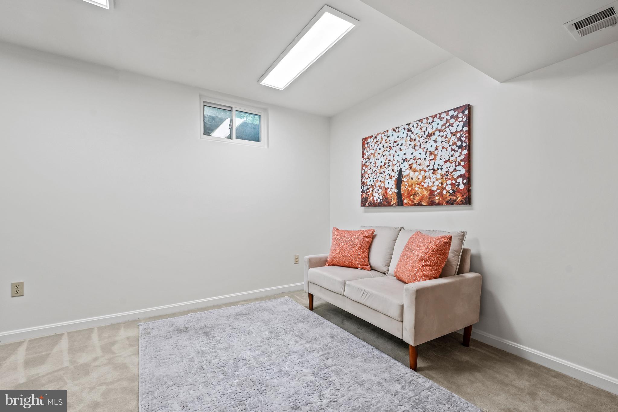 SPRING LAKE ESTATES WEST - Residential