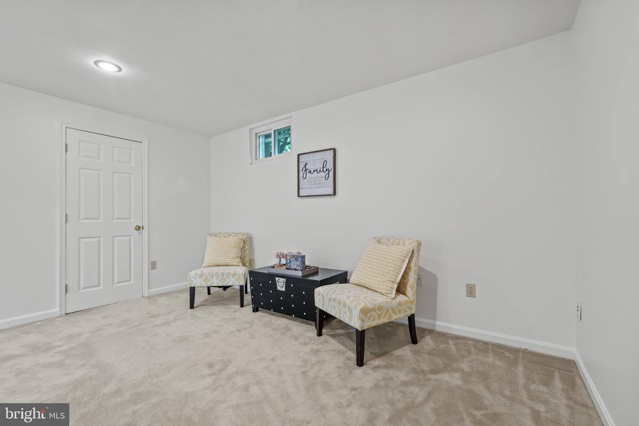 SPRING LAKE ESTATES WEST - Residential