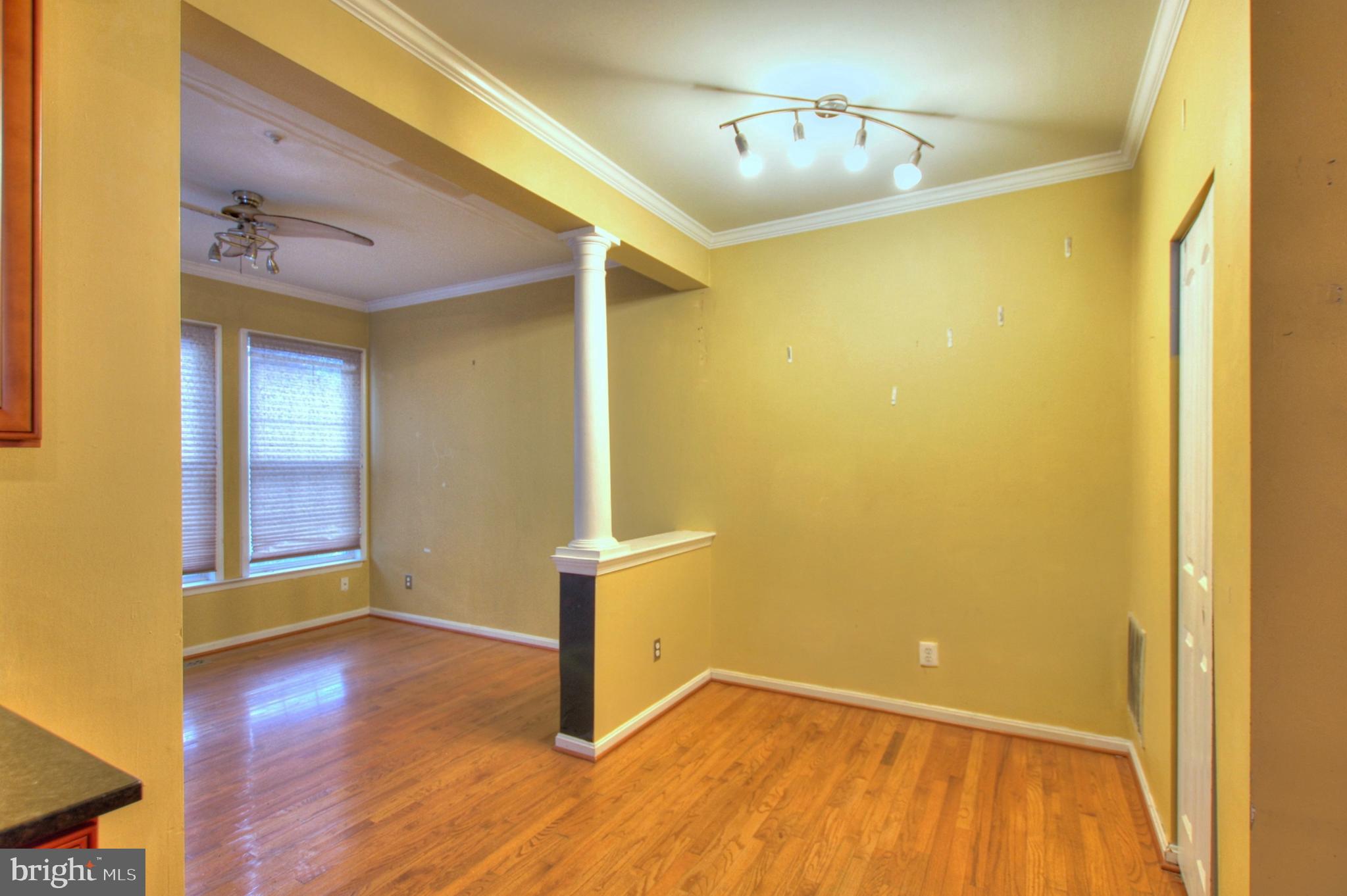 CARRIAGE PINES/LAKE VILL - Residential