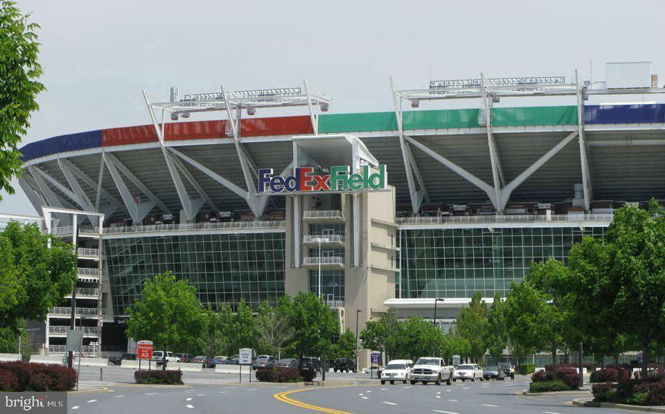 SUMMERFIELD AT MORGAN ST - Residential