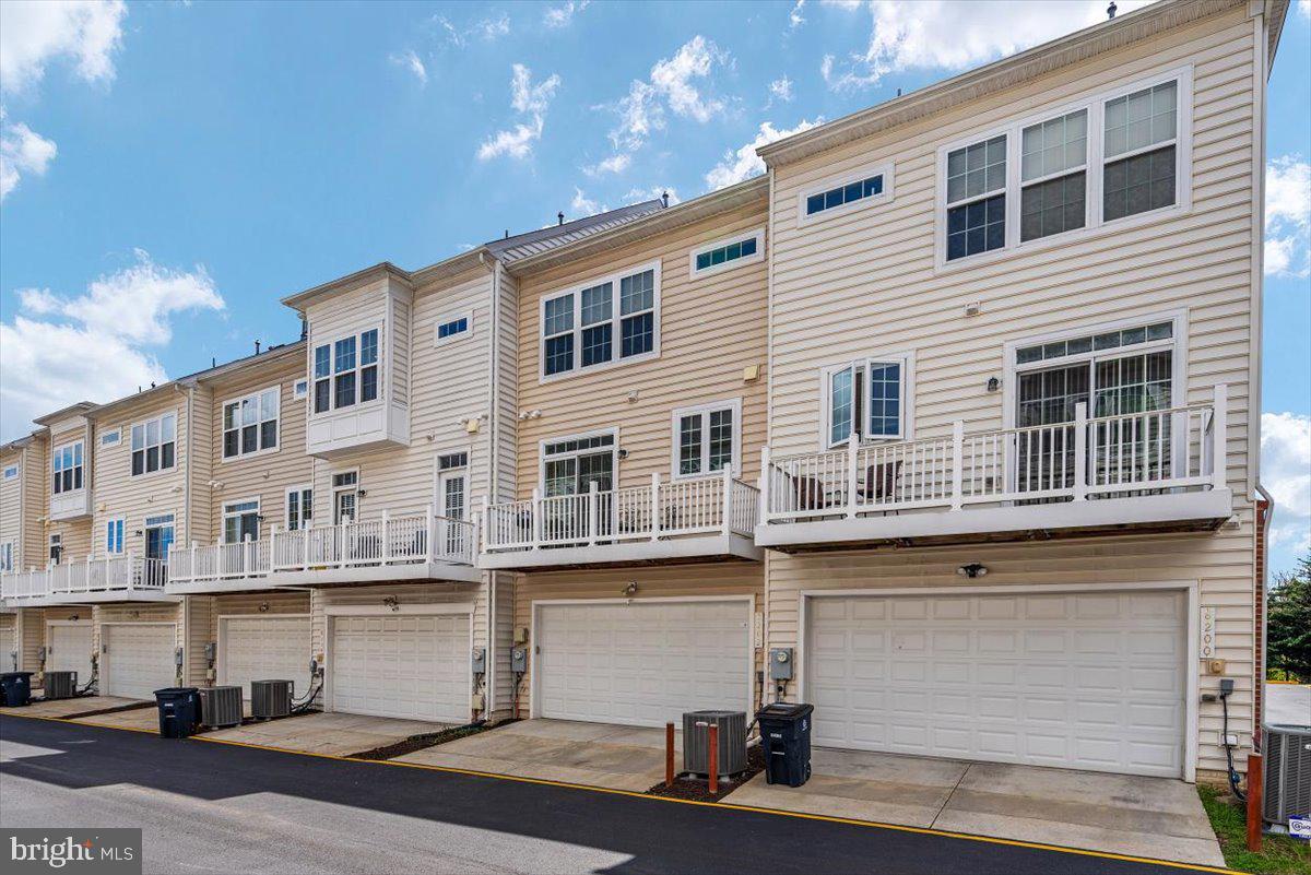 SUMMERFIELD AT MORGAN ST - Residential