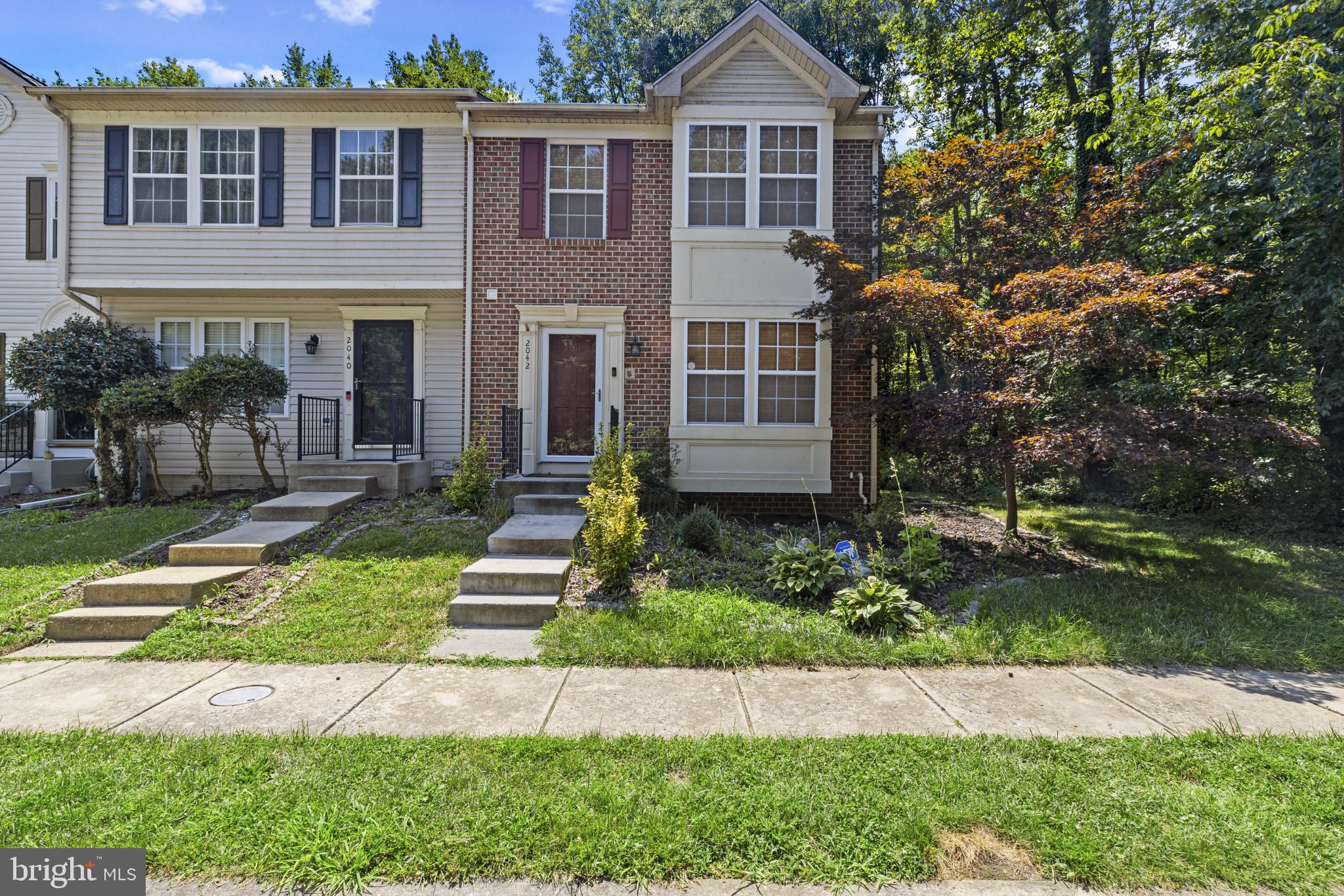 2042 HACKBERRY ROAD