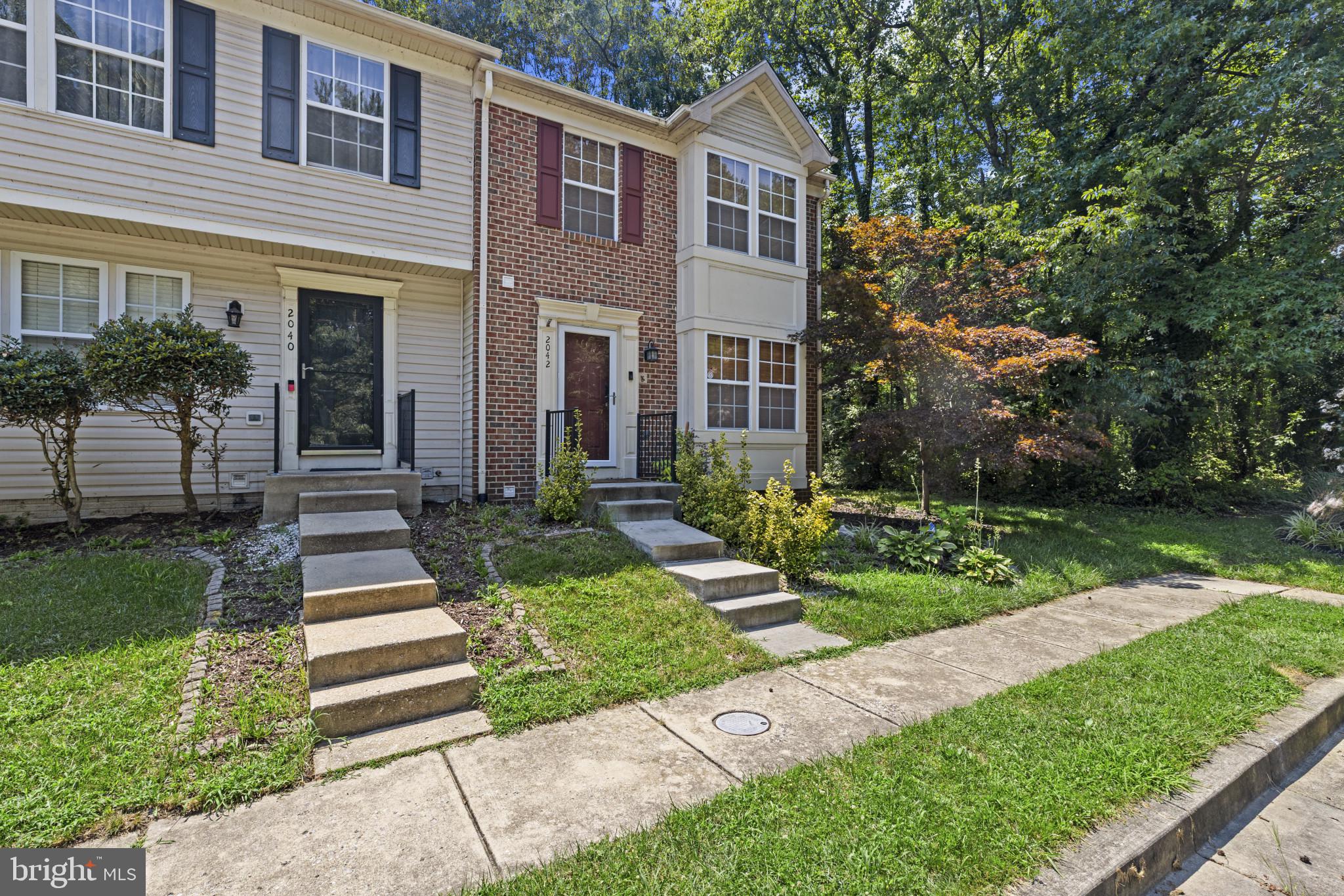 2042 HACKBERRY ROAD