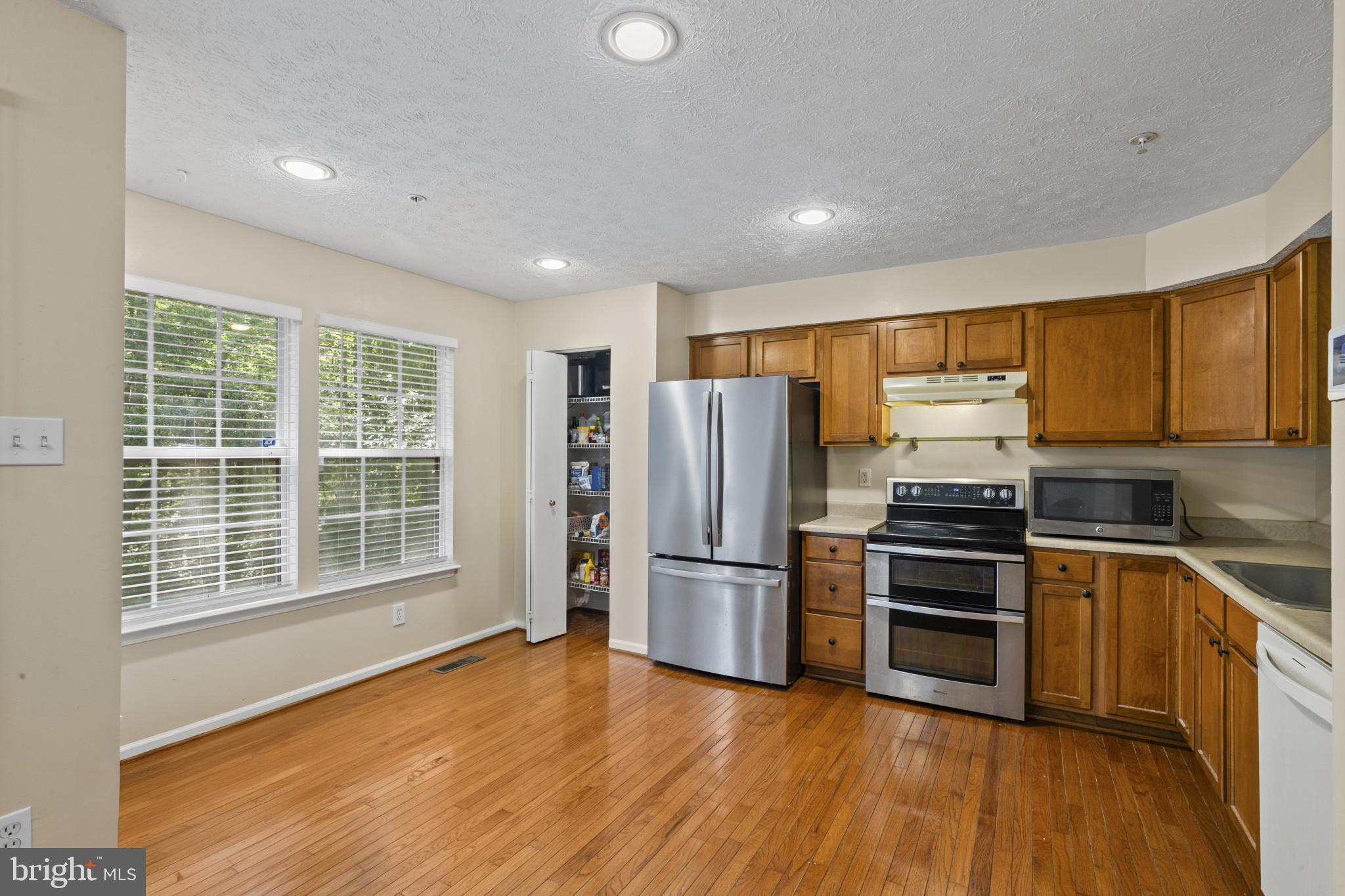 NEW HAVEN WOODS - Residential