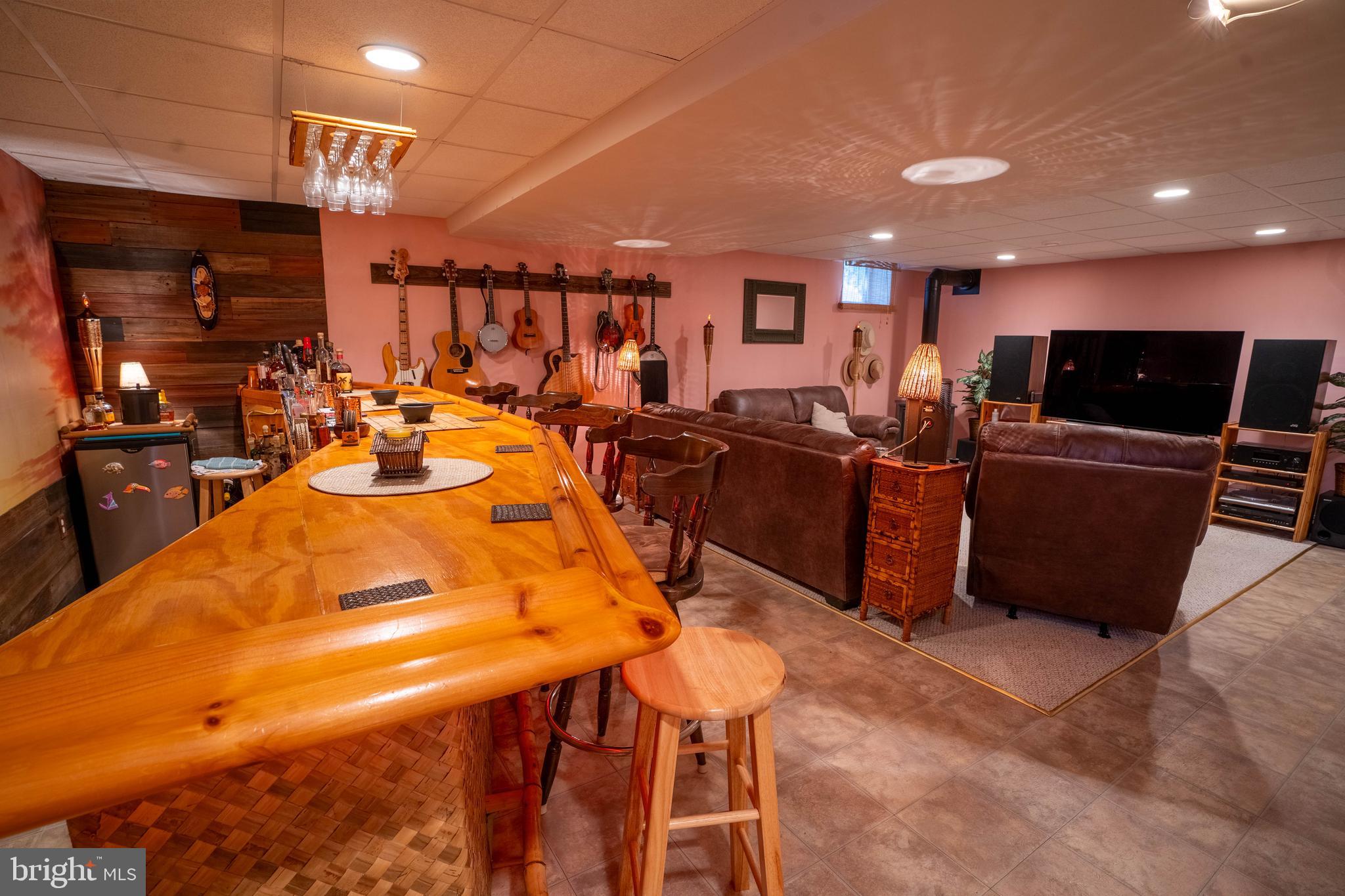 WILLIAMSTOWNE - Residential