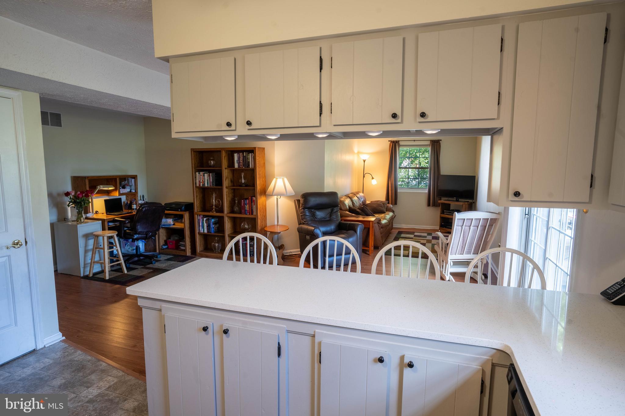 WILLIAMSTOWNE - Residential