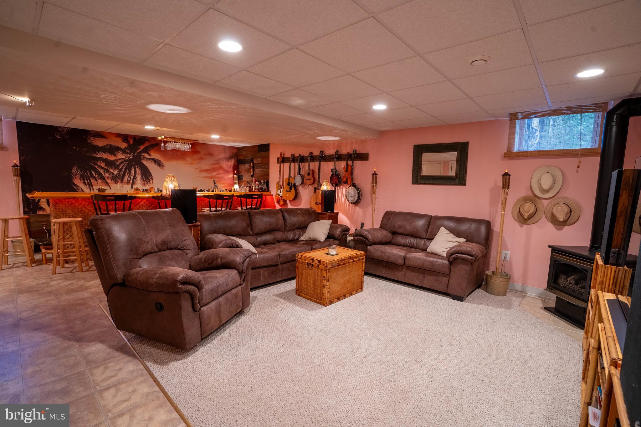 WILLIAMSTOWNE - Residential