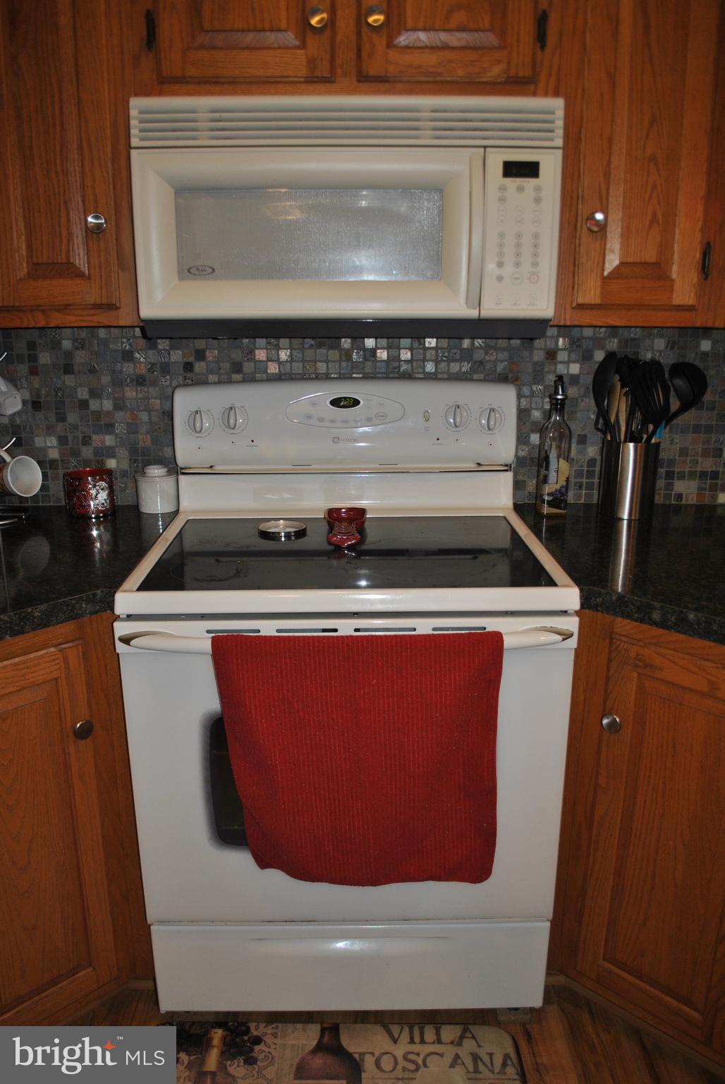 BROOKRIDGE ESTATES - Residential