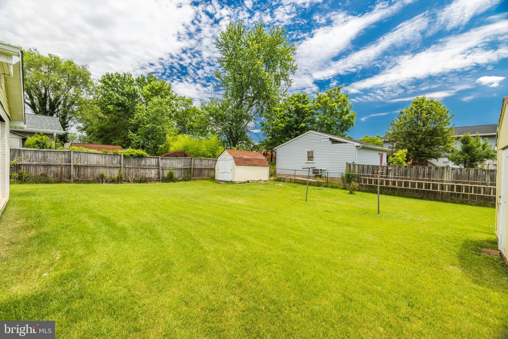 STERLING  PARK - Residential