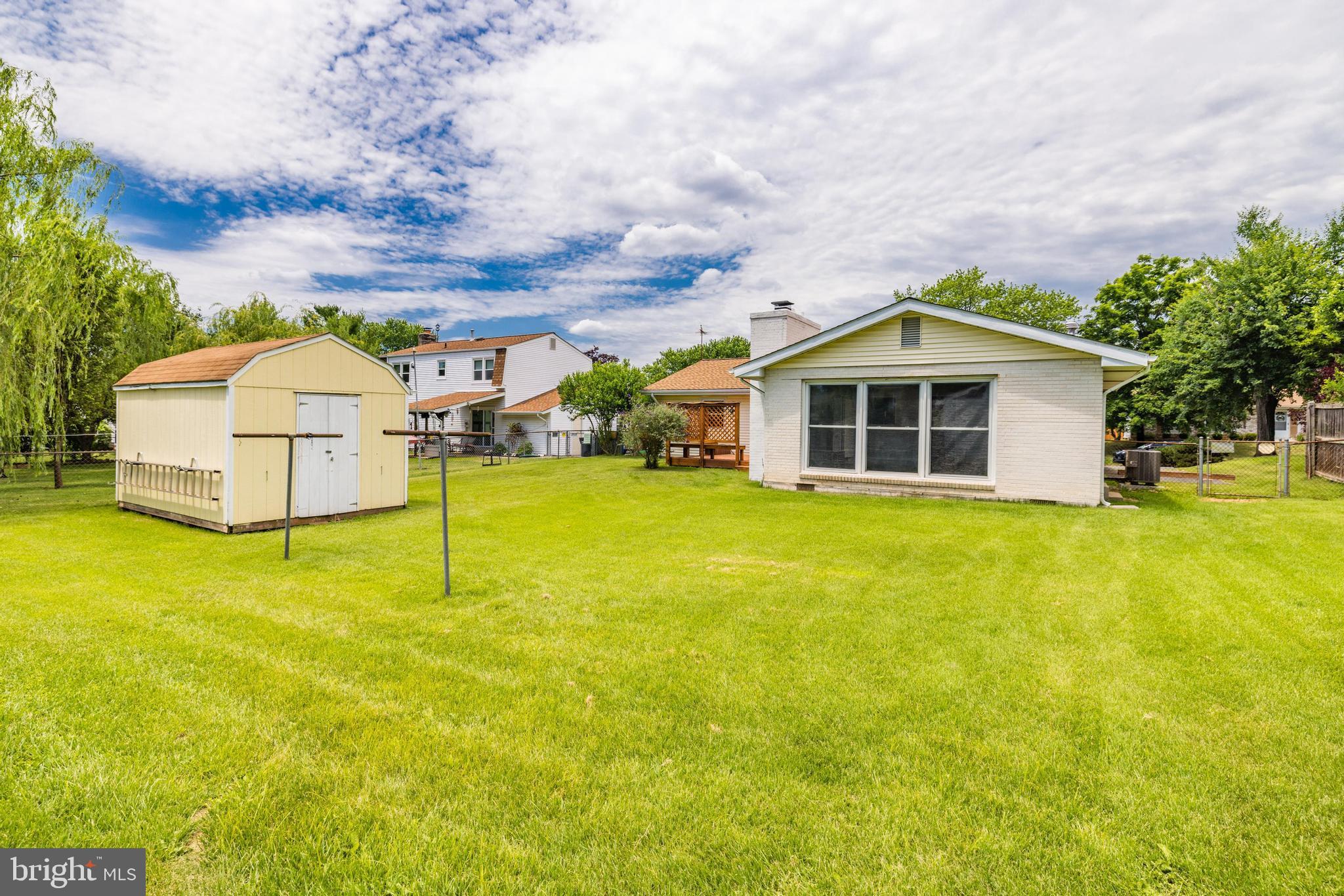 STERLING  PARK - Residential