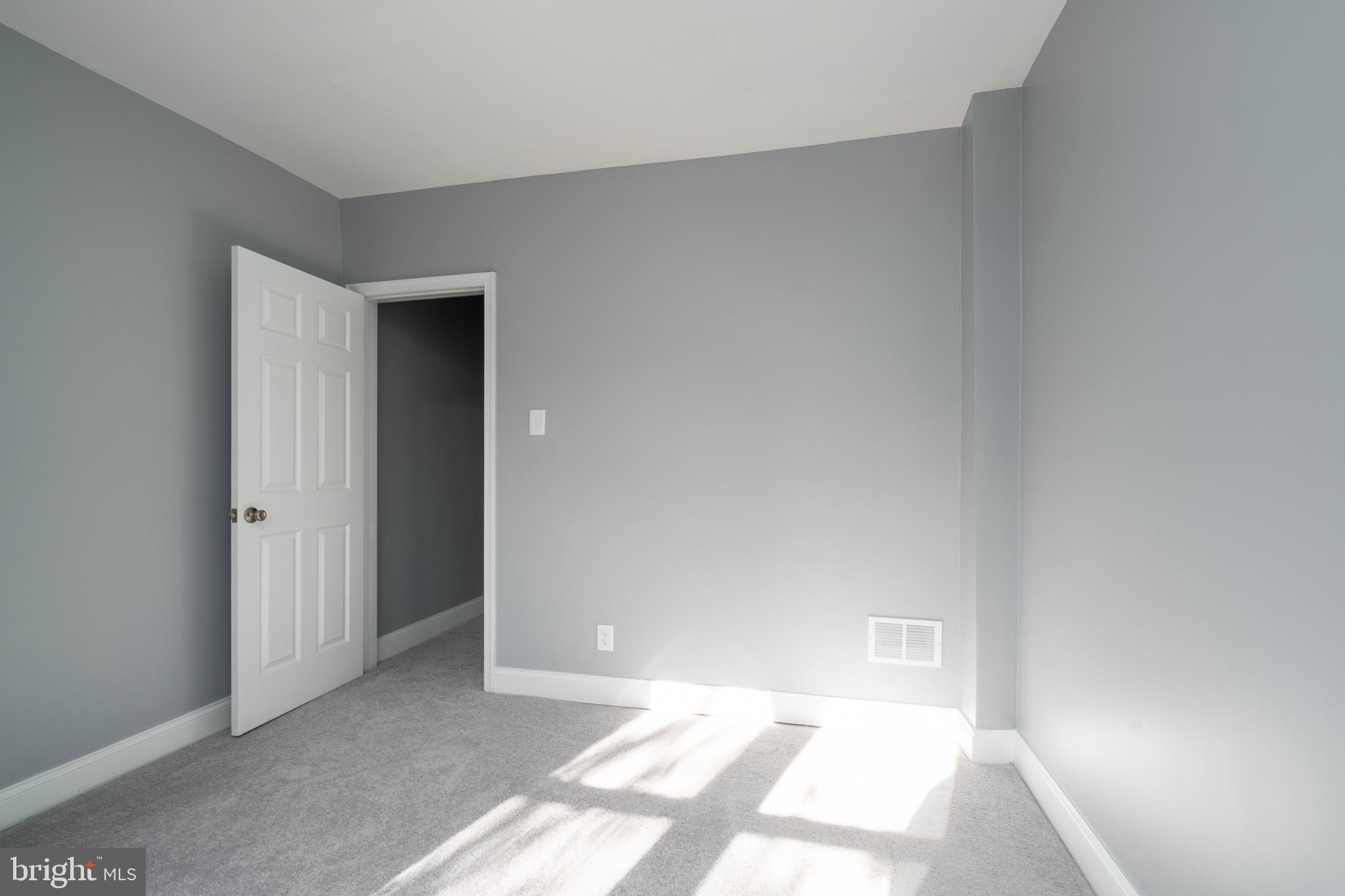 MILL CREEK - Residential